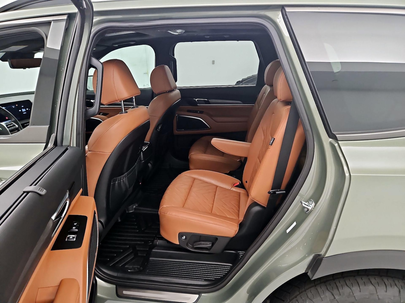 Rear Air Conditioning