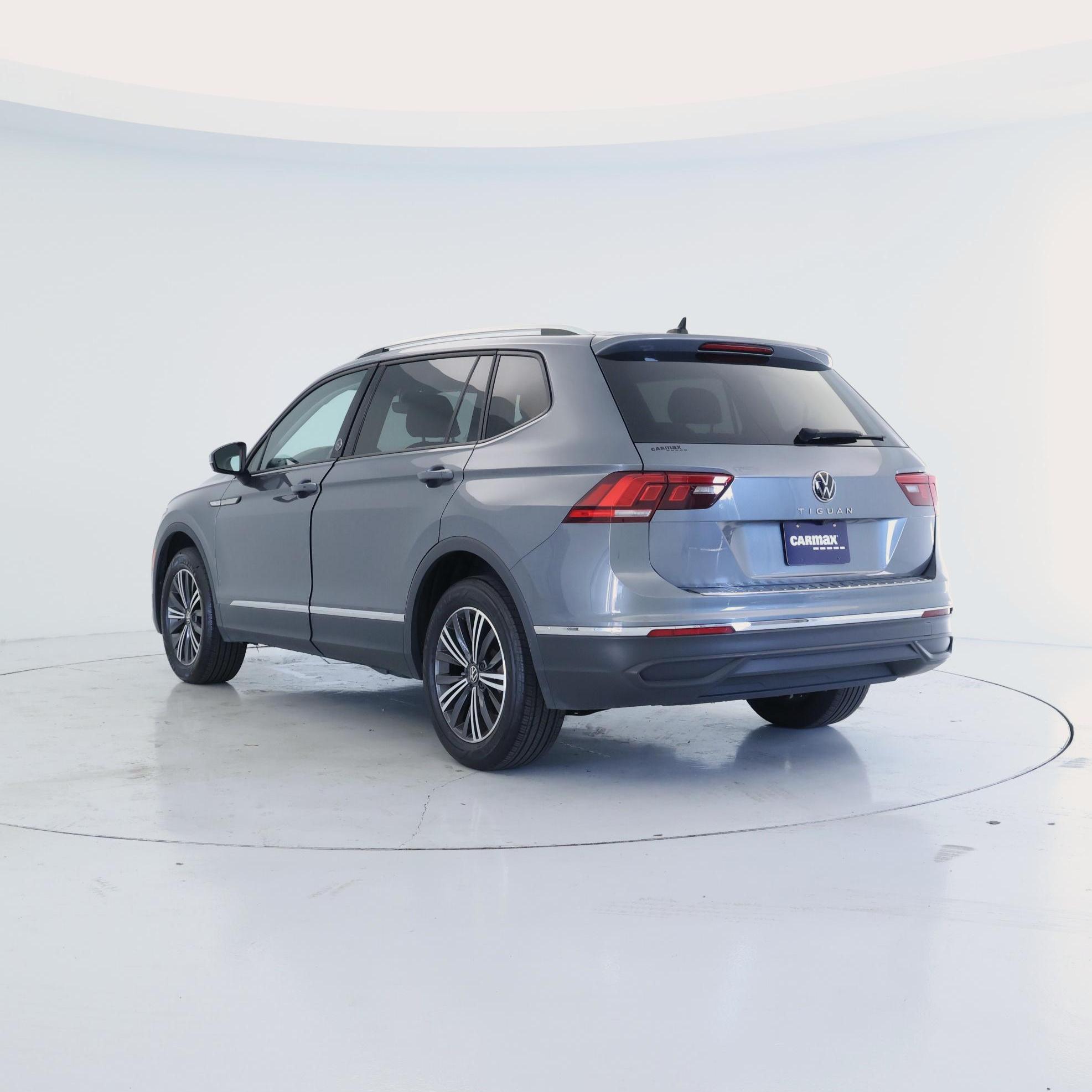Thumbnail: 2024 Volkswagen Tiguan - 2