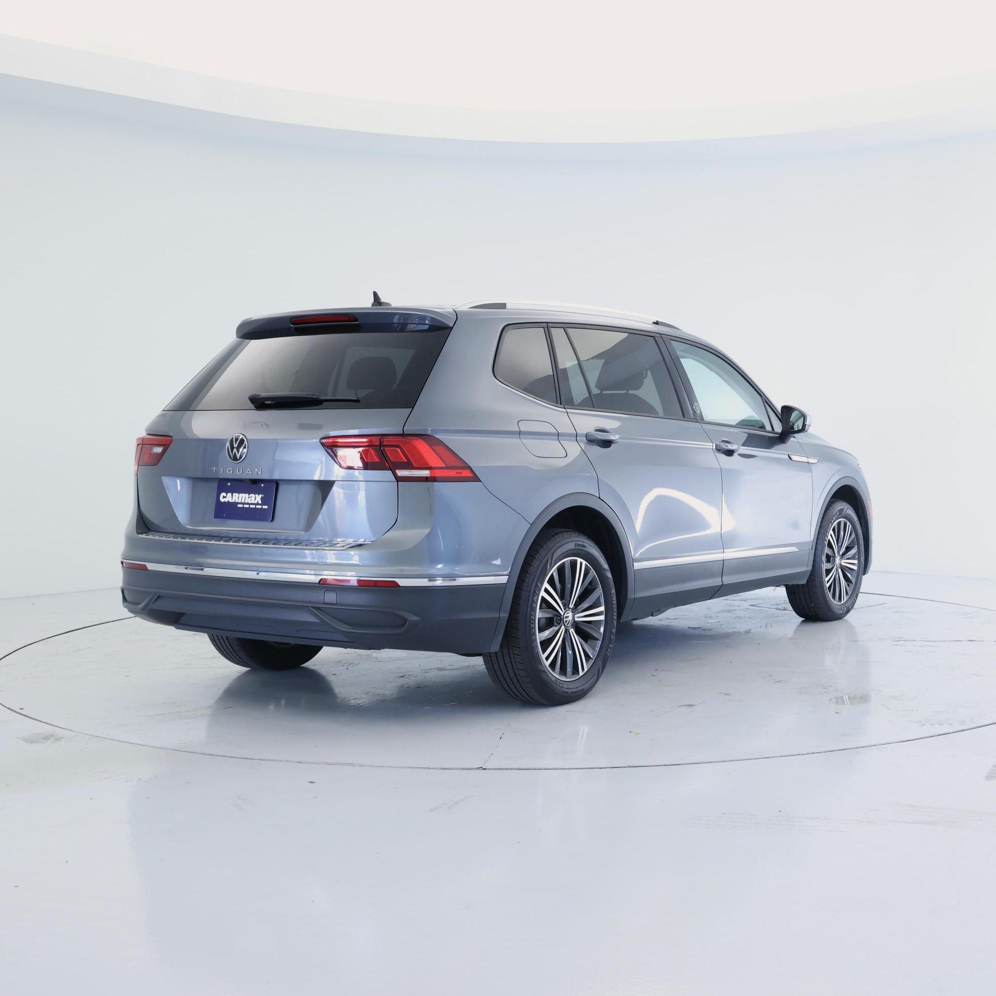 Thumbnail: 2024 Volkswagen Tiguan - 8