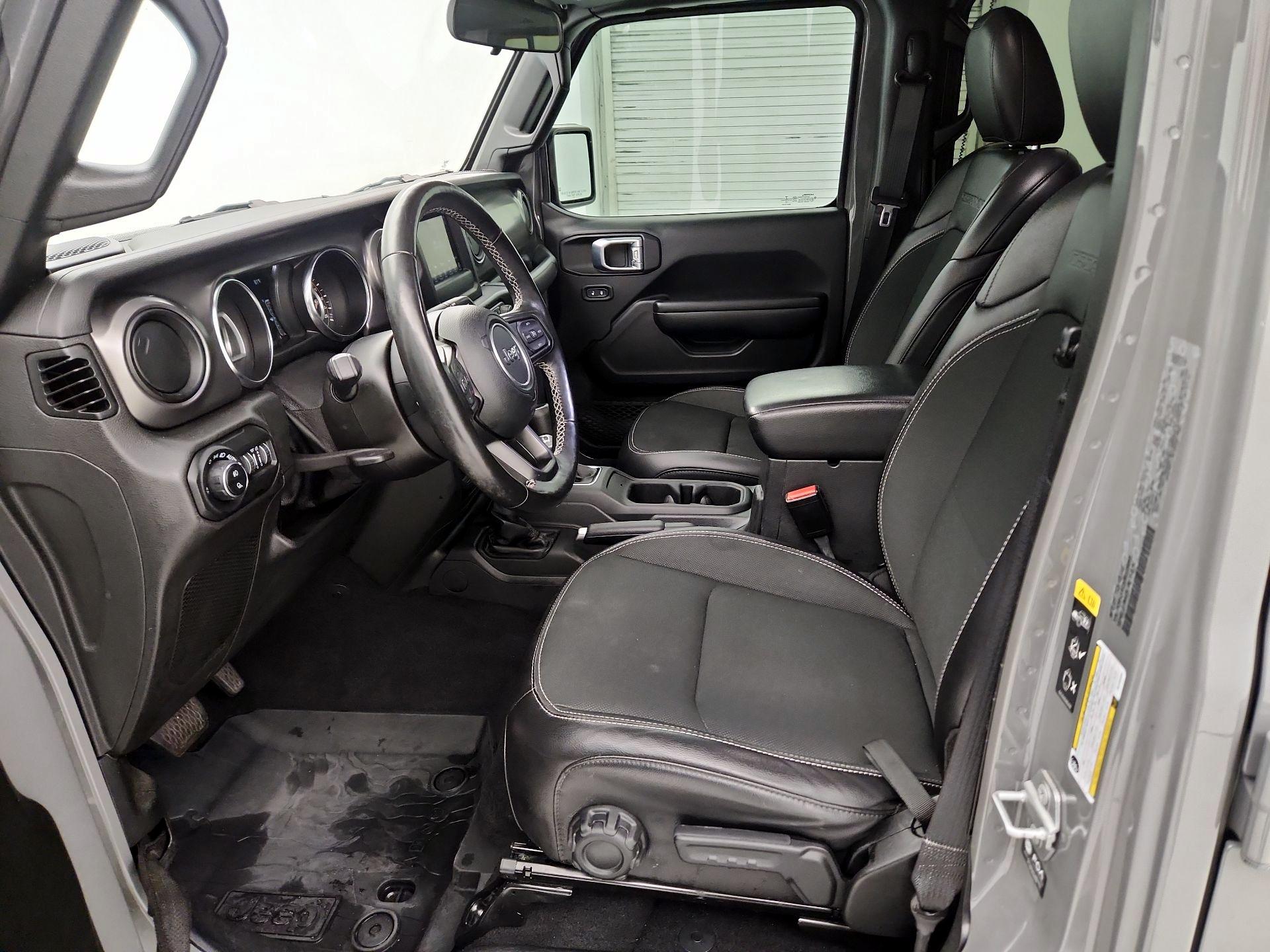 Thumbnail: 2021 Jeep Gladiator - 11