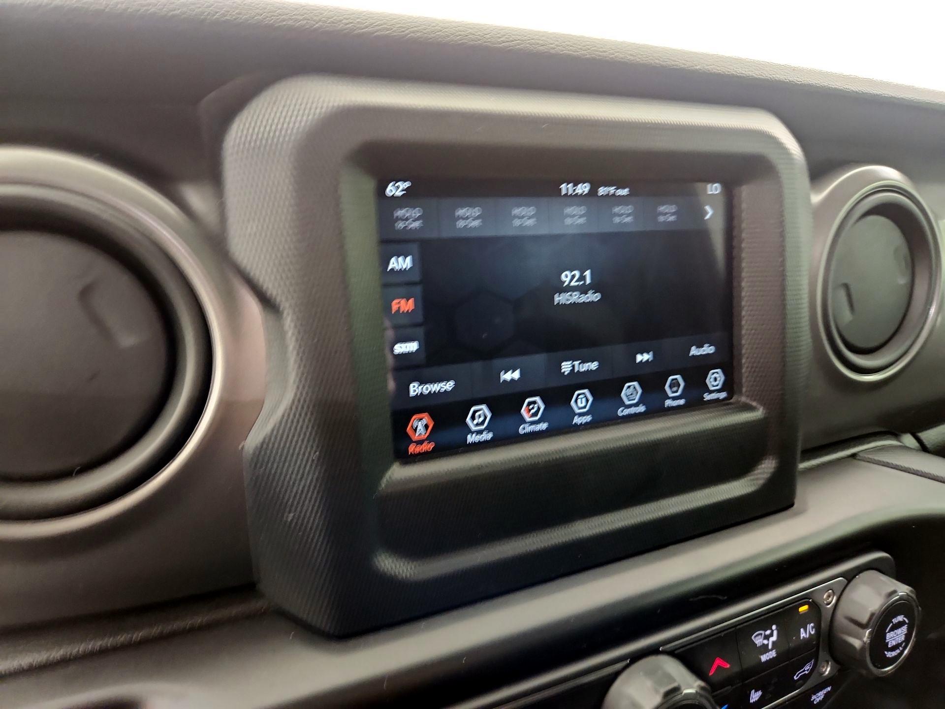 Thumbnail: 2021 Jeep Gladiator - 15