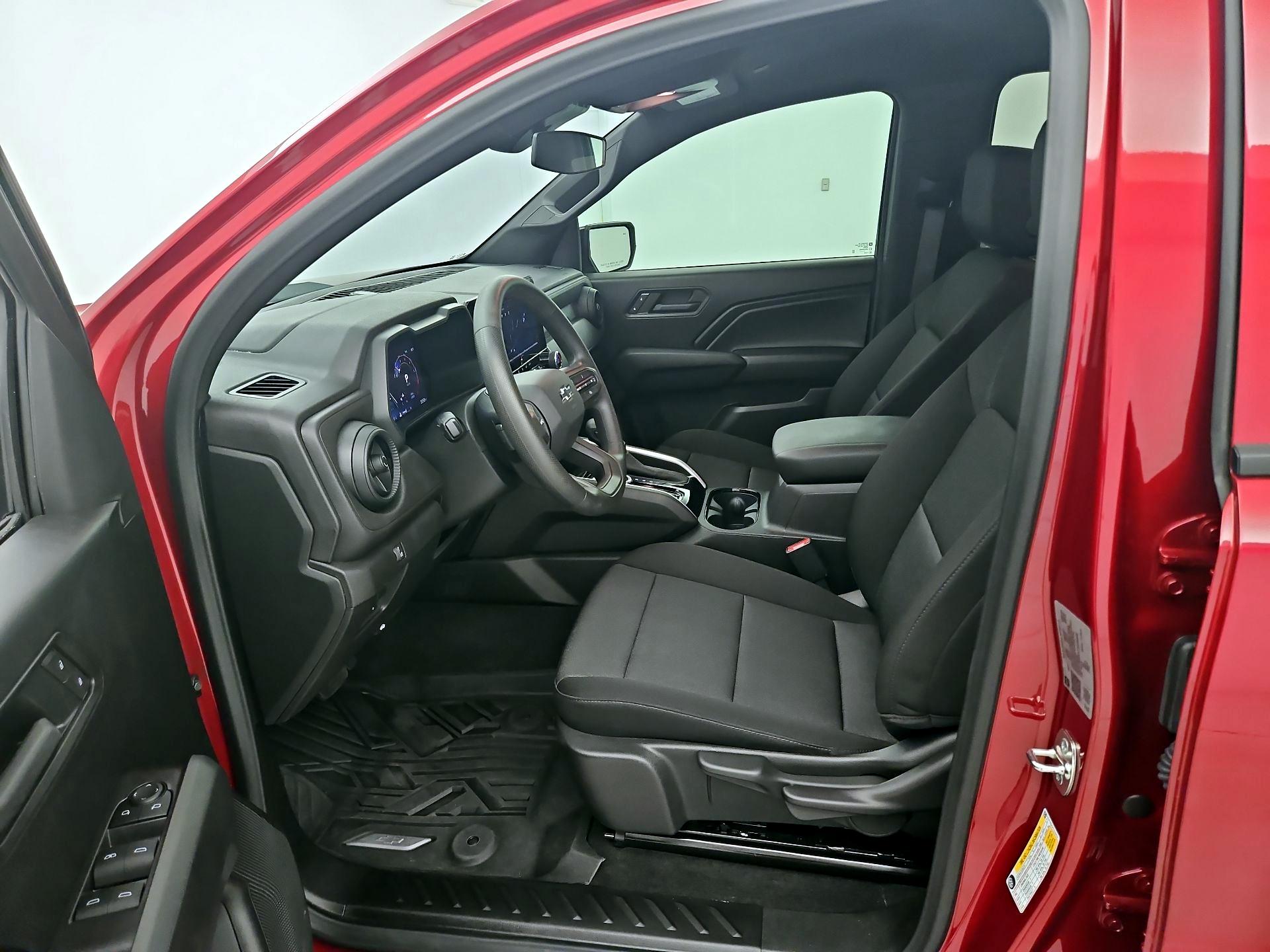 Thumbnail: 2026 Chevrolet Colorado - 11