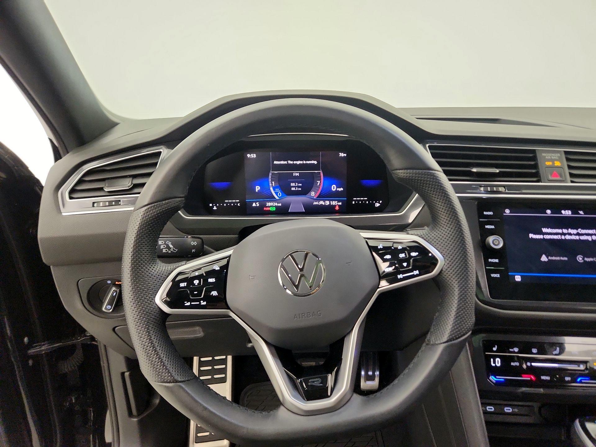 Thumbnail: 2024 Volkswagen Tiguan - 10