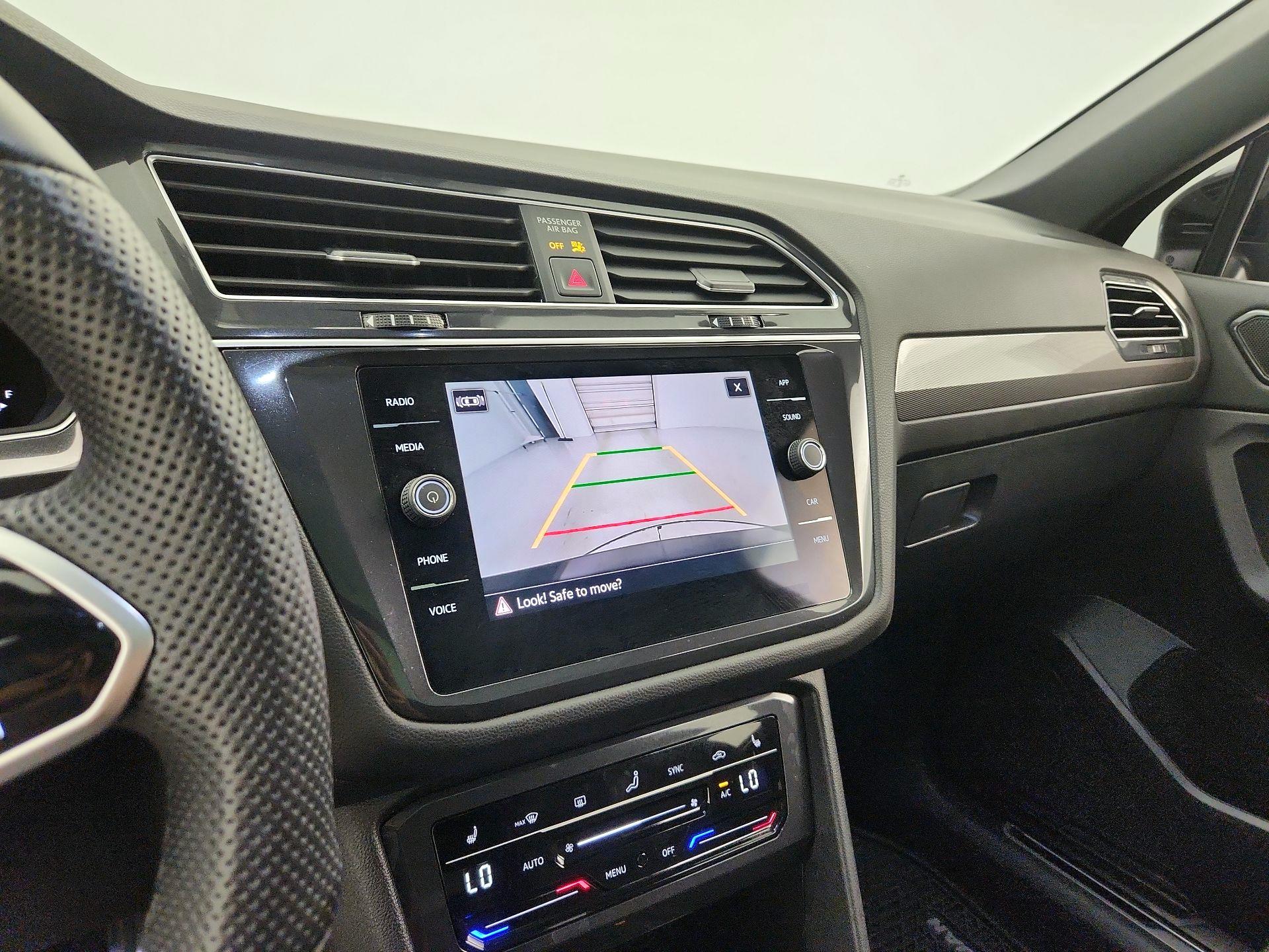 Thumbnail: 2024 Volkswagen Tiguan - 14
