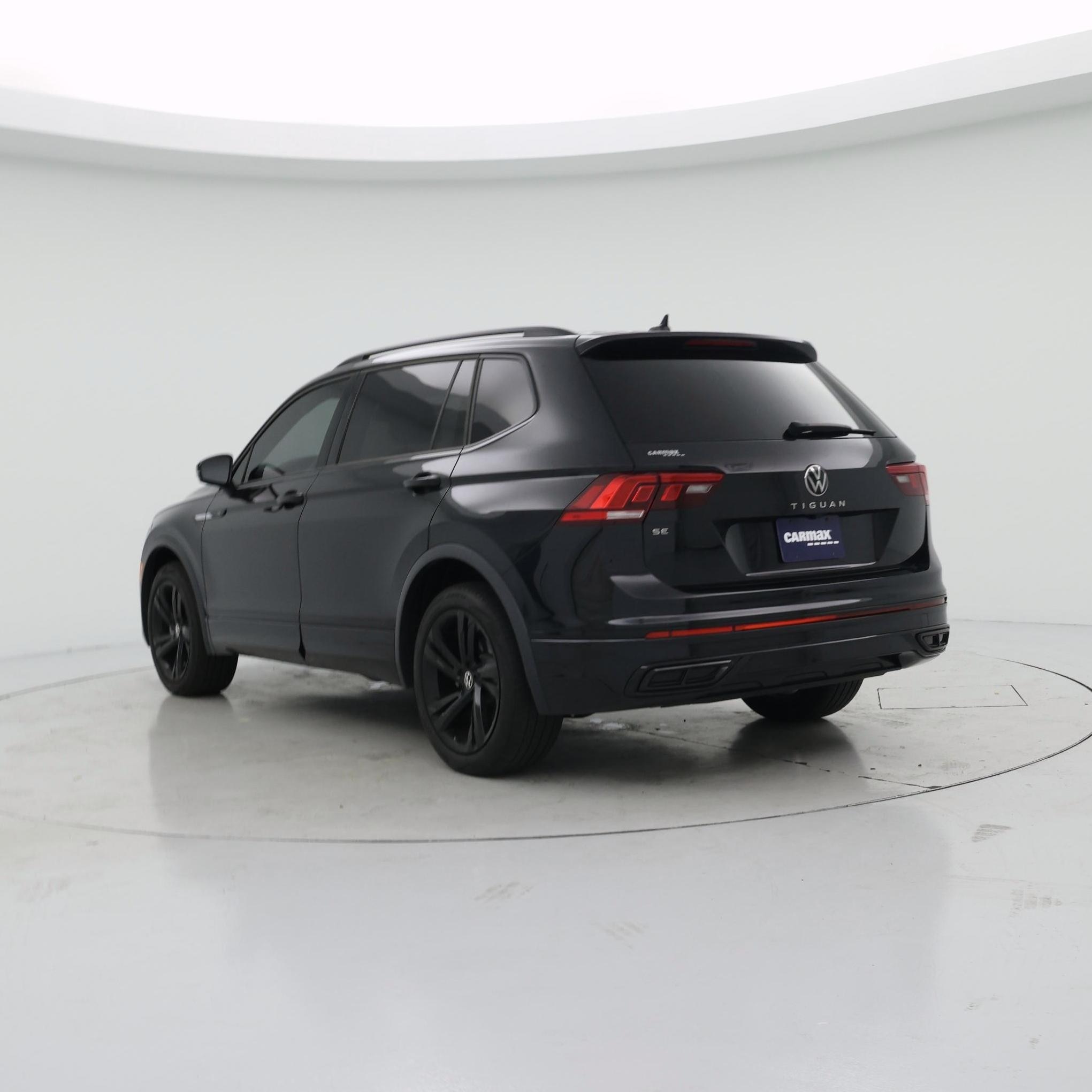 Thumbnail: 2024 Volkswagen Tiguan - 2