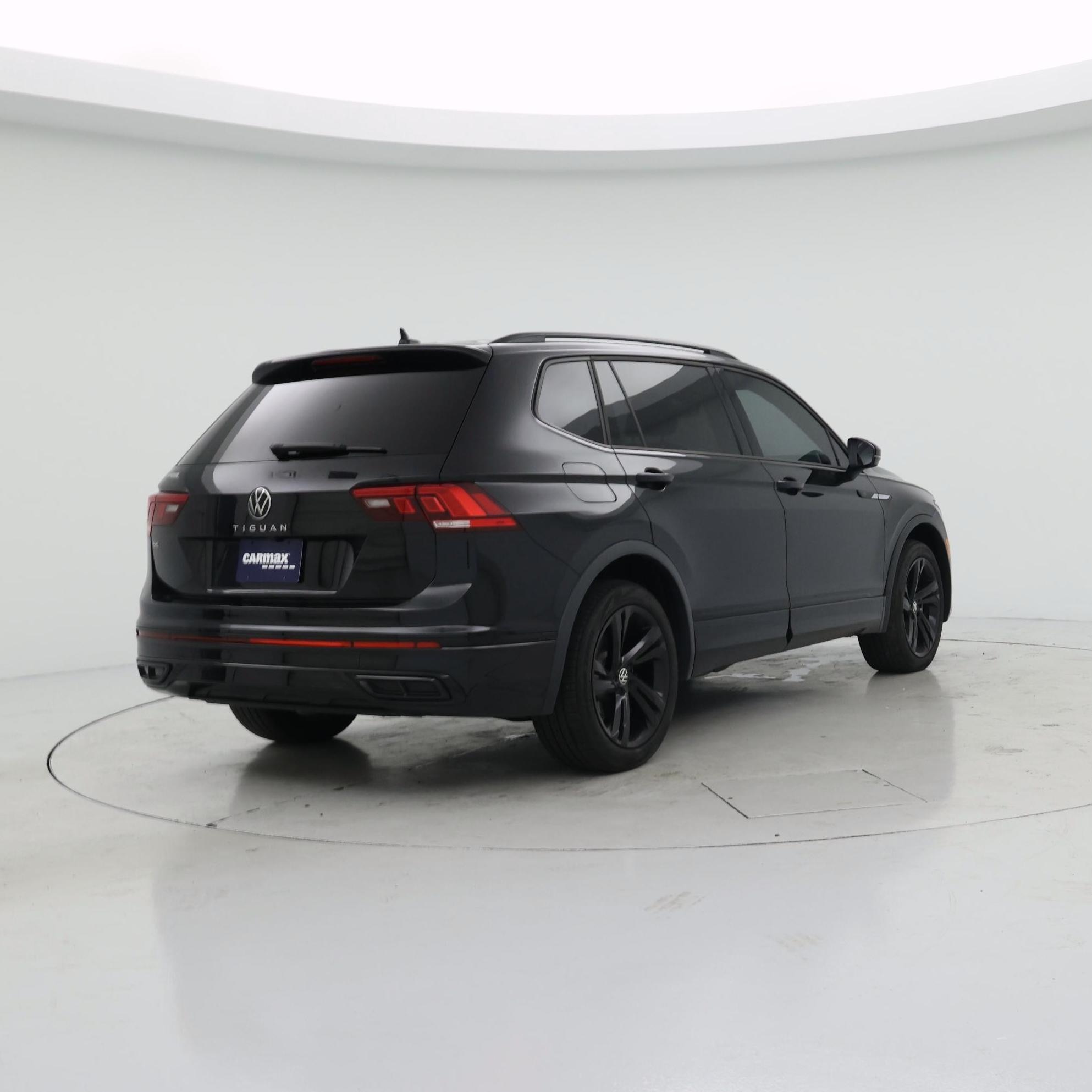 Thumbnail: 2024 Volkswagen Tiguan - 8