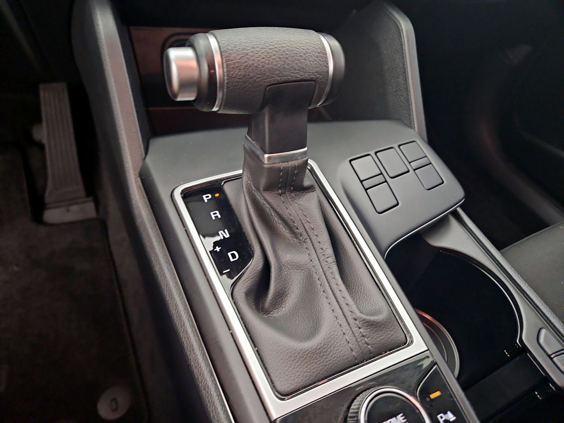 Thumbnail: 2025 Kia Sportage - 17