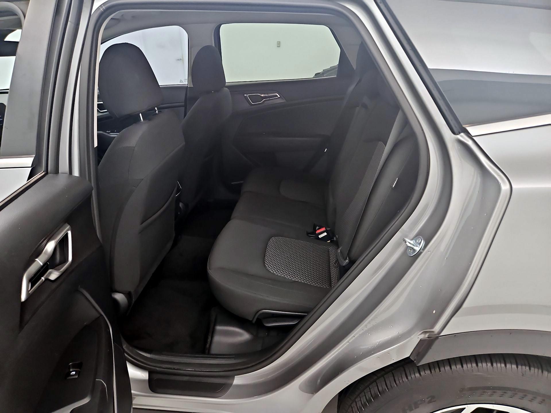 Thumbnail: 2025 Kia Sportage - 19