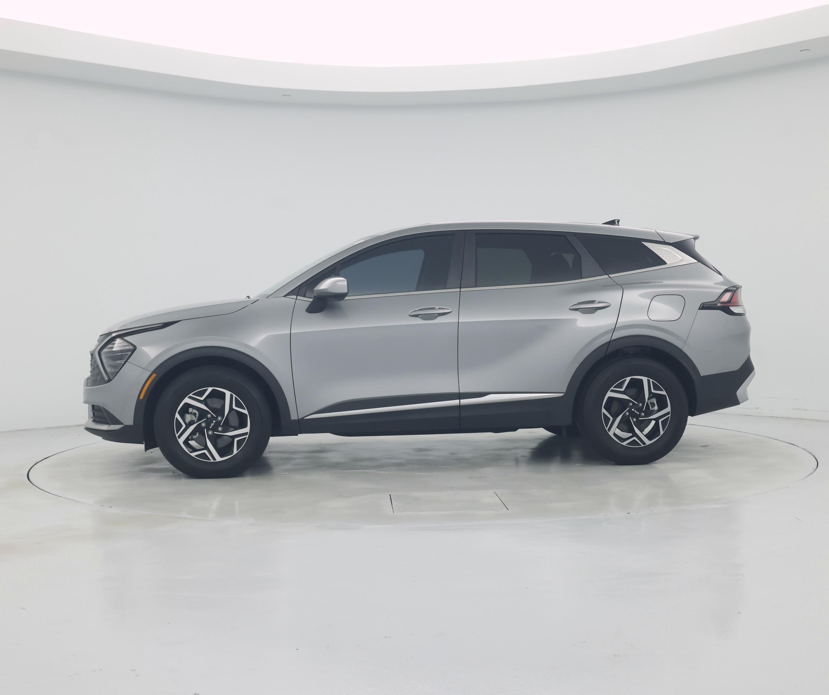 Thumbnail: 2025 Kia Sportage - 3