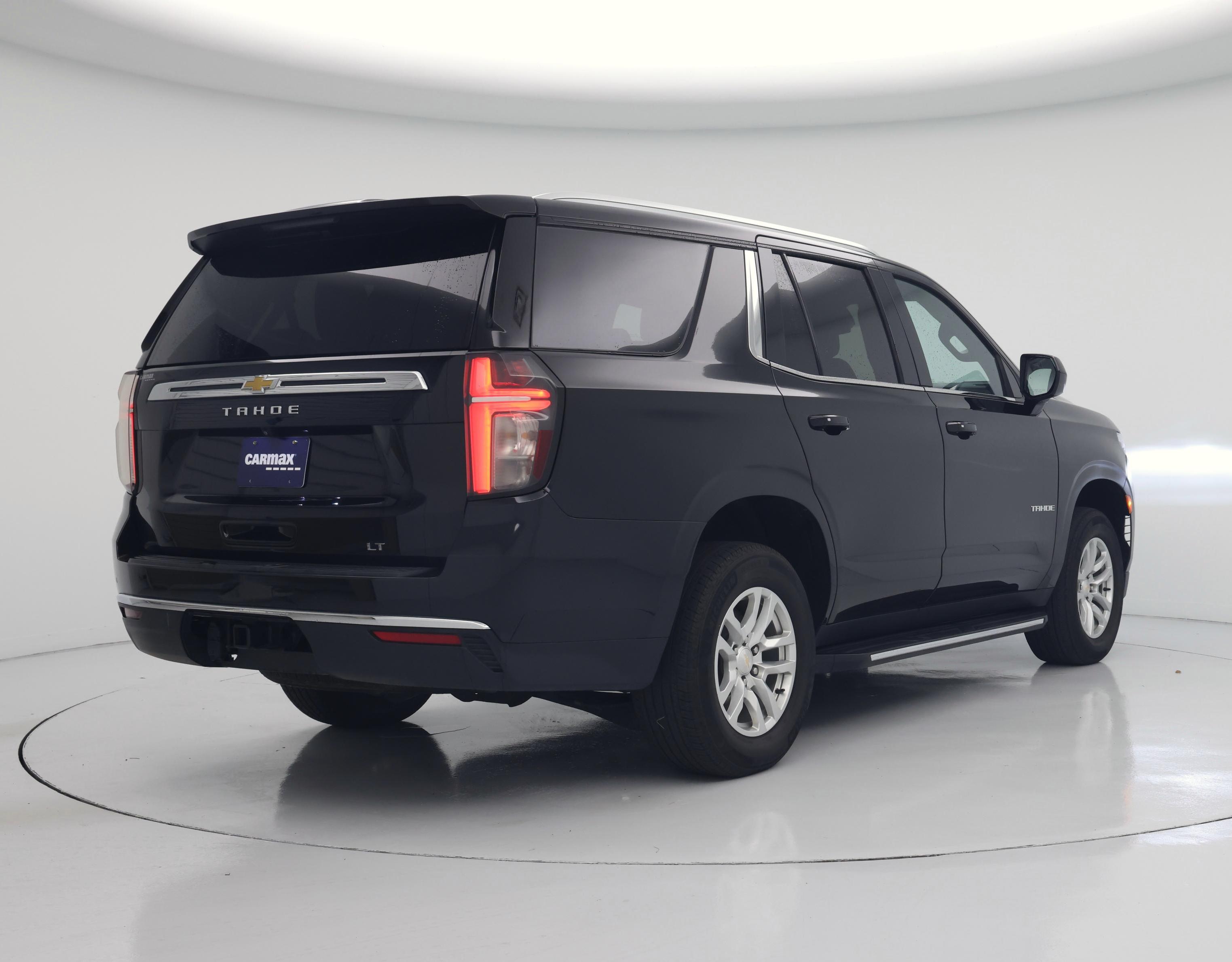 Thumbnail: 2024 Chevrolet Tahoe - 8