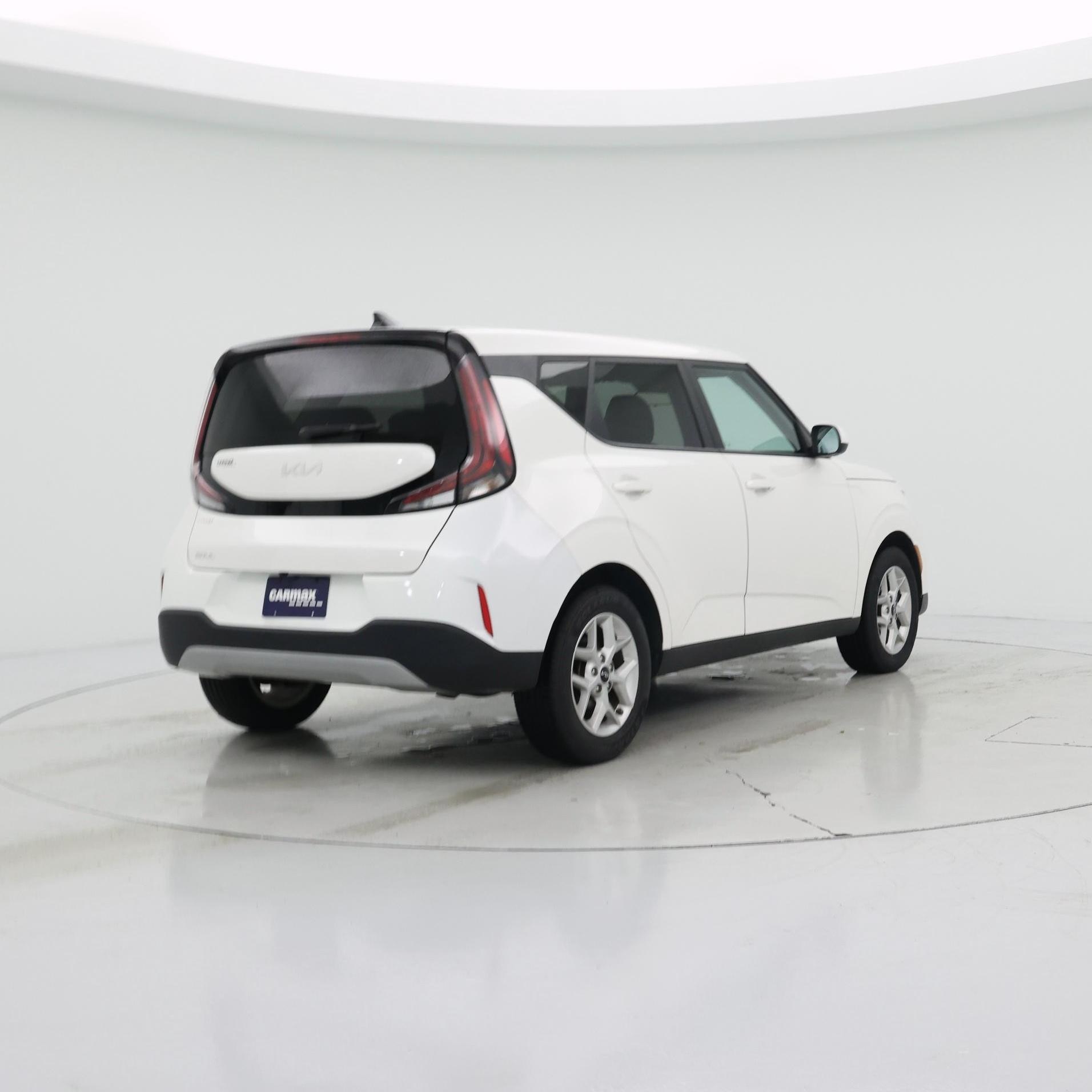 Thumbnail: 2023 Kia Soul - 8