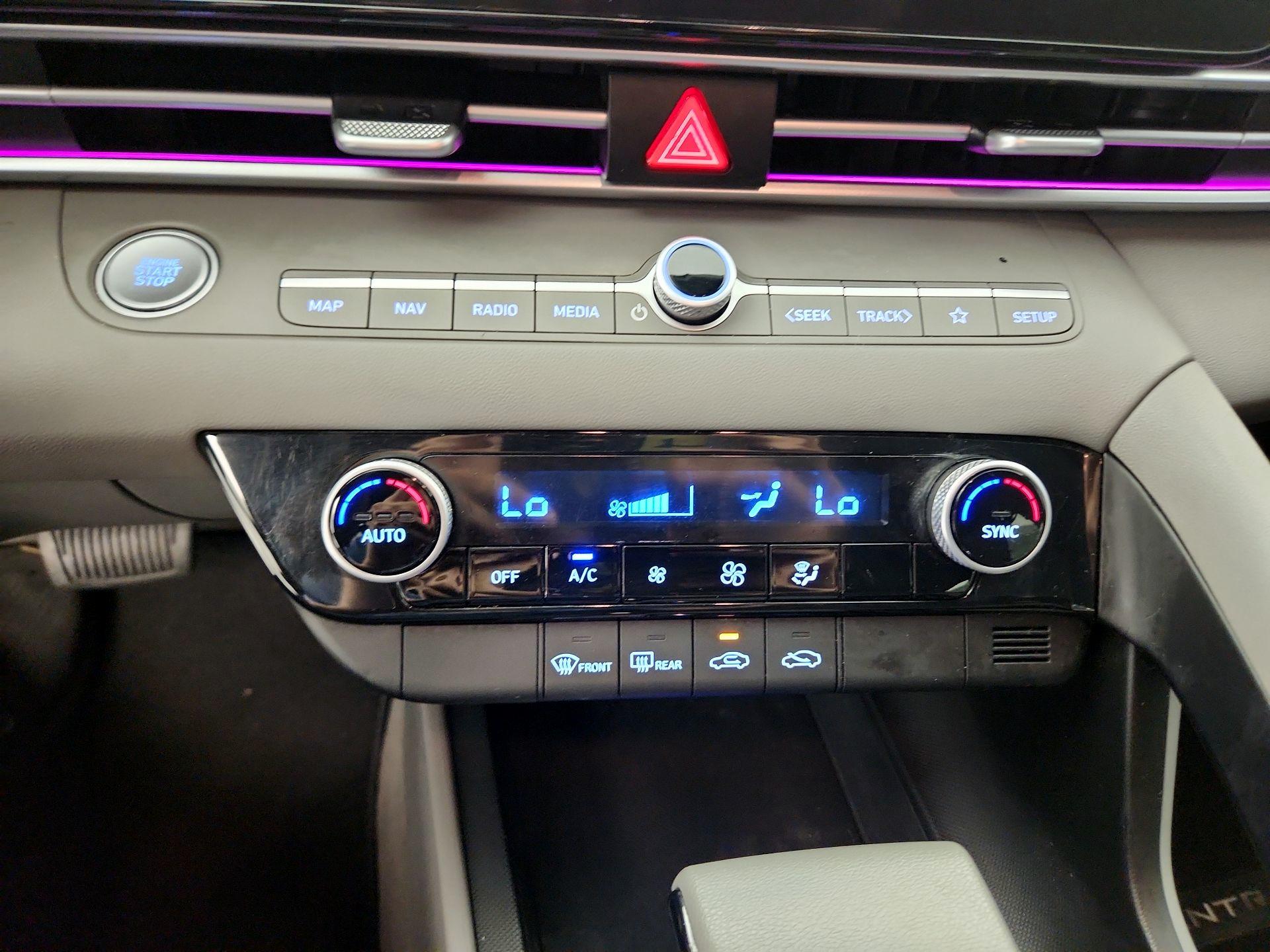 Thumbnail: 2024 Hyundai Elantra - 16