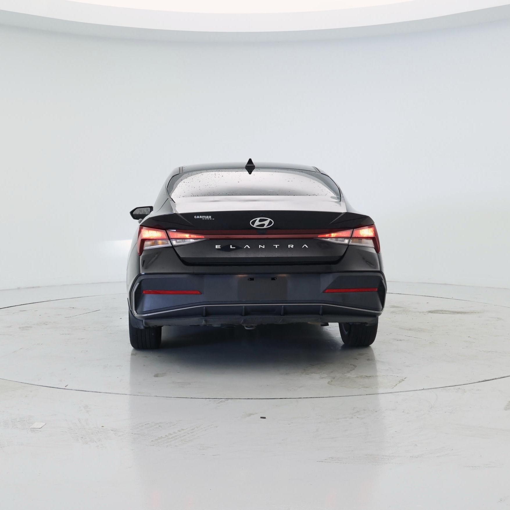 Thumbnail: 2024 Hyundai Elantra - 6