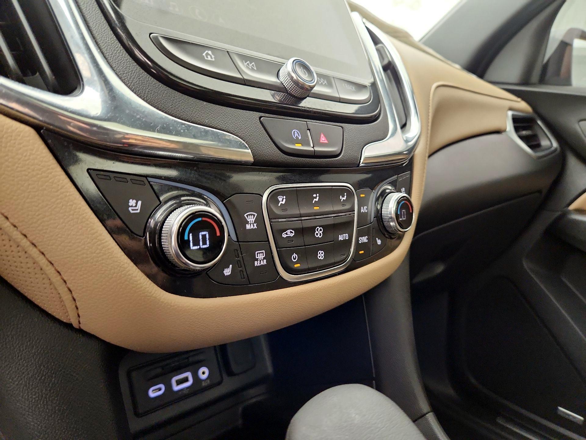 Thumbnail: 2022 Chevrolet Equinox - 17