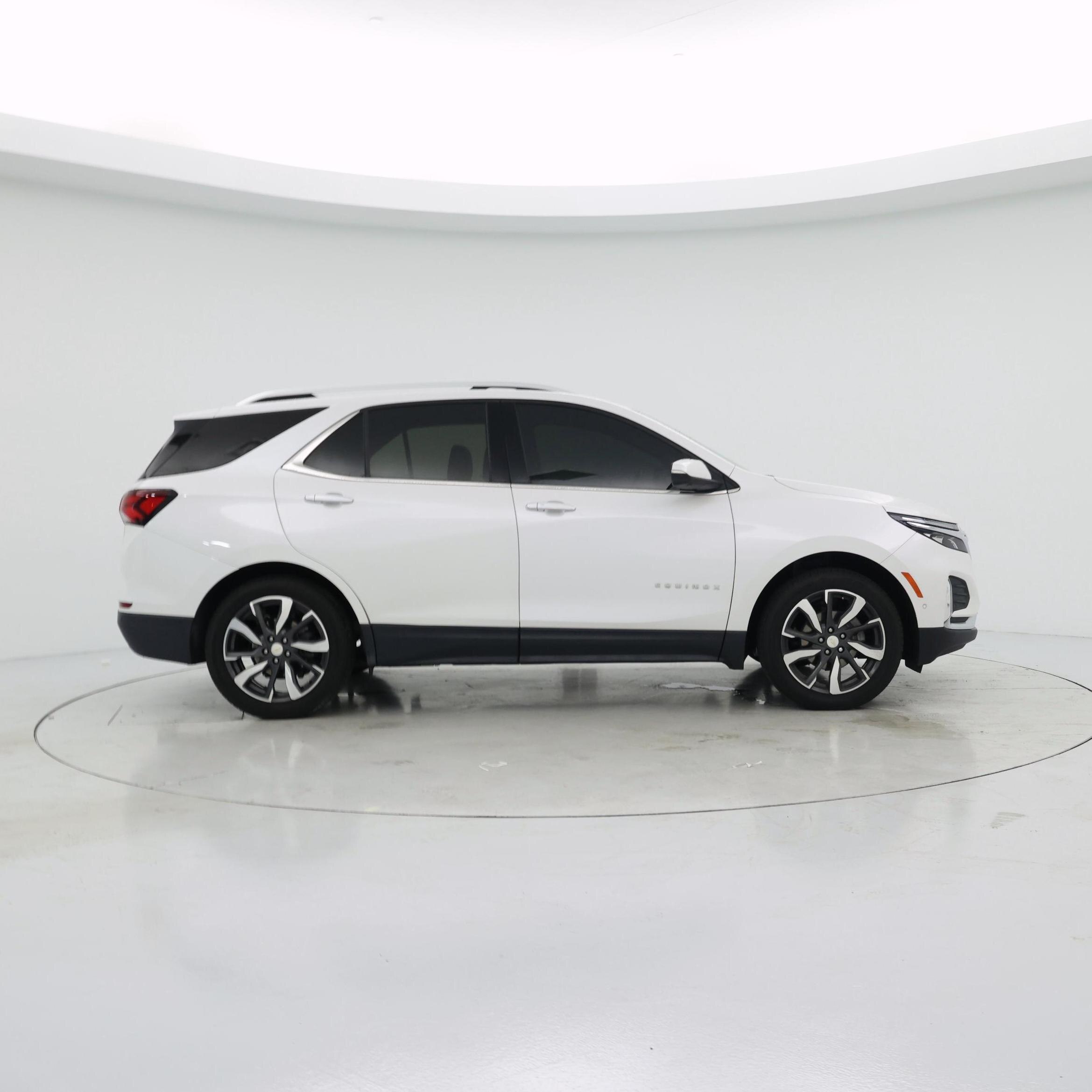Thumbnail: 2022 Chevrolet Equinox - 7