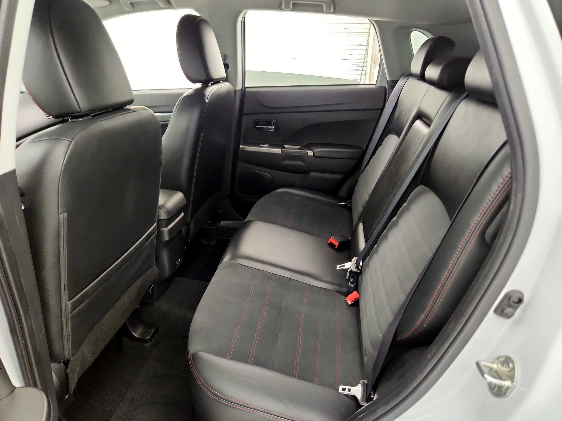 Thumbnail: 2024 Mitsubishi Outlander Sport - 19