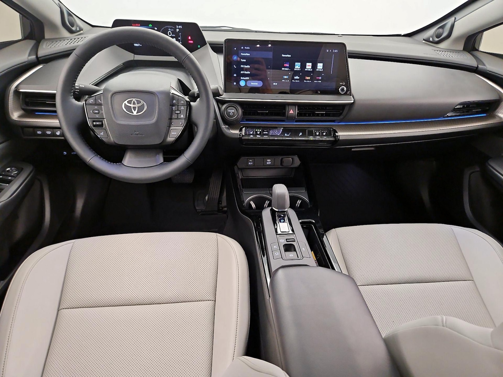 2026 Toyota Prius Limited - Photo 10