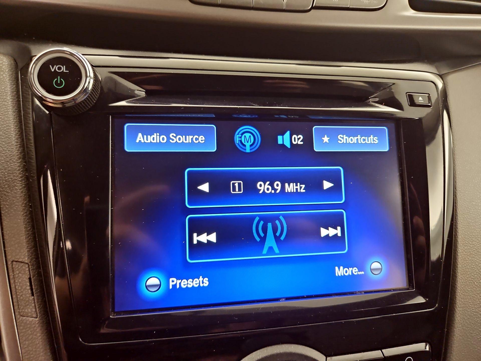 Thumbnail: 2016 Honda Odyssey - 15