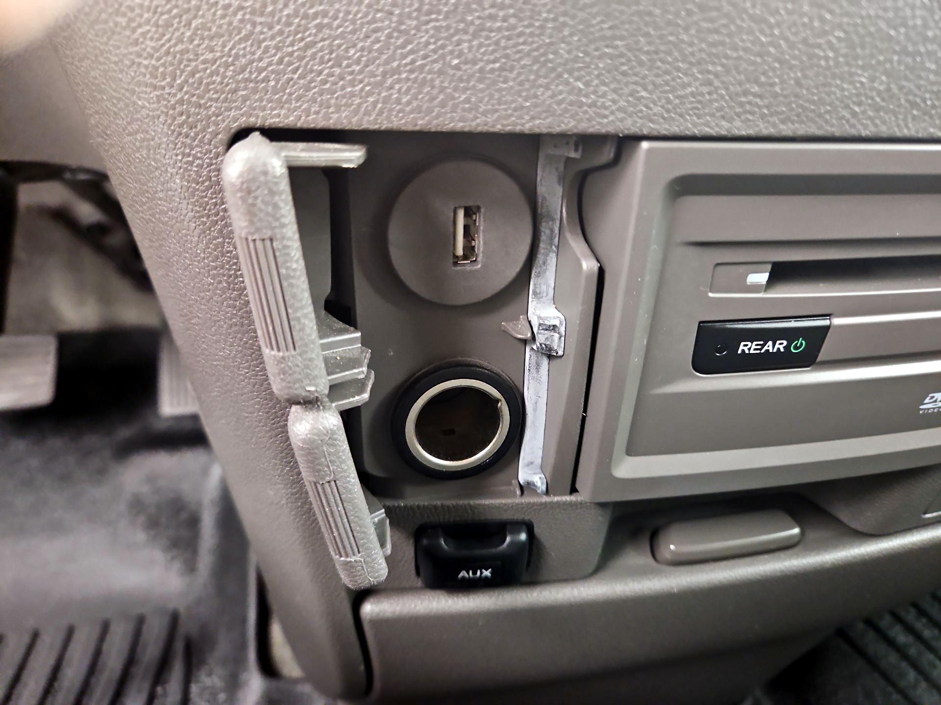 Thumbnail: 2016 Honda Odyssey - 18