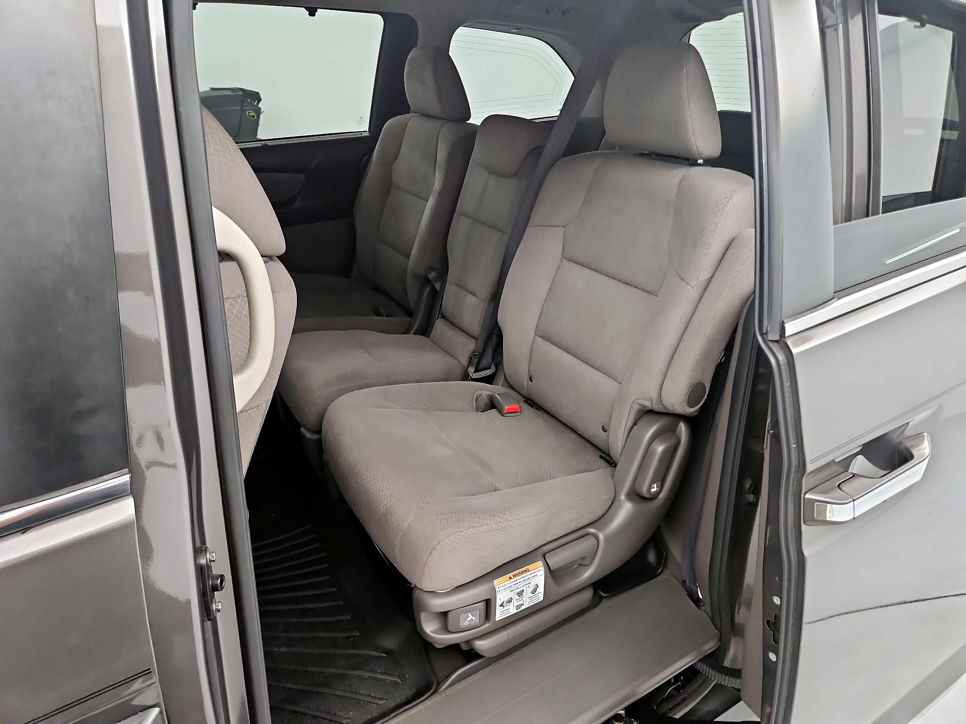 Thumbnail: 2016 Honda Odyssey - 19