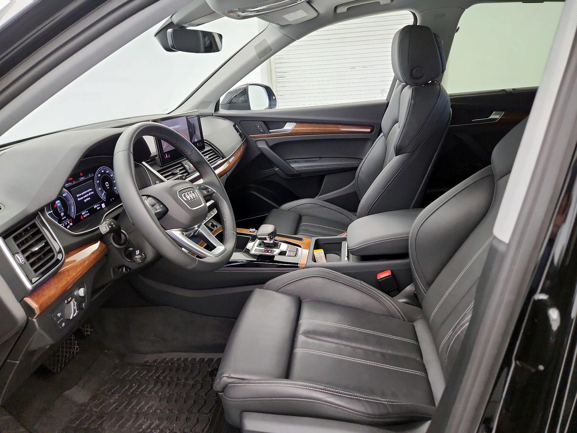 Thumbnail: 2024 Audi Q5 - 11