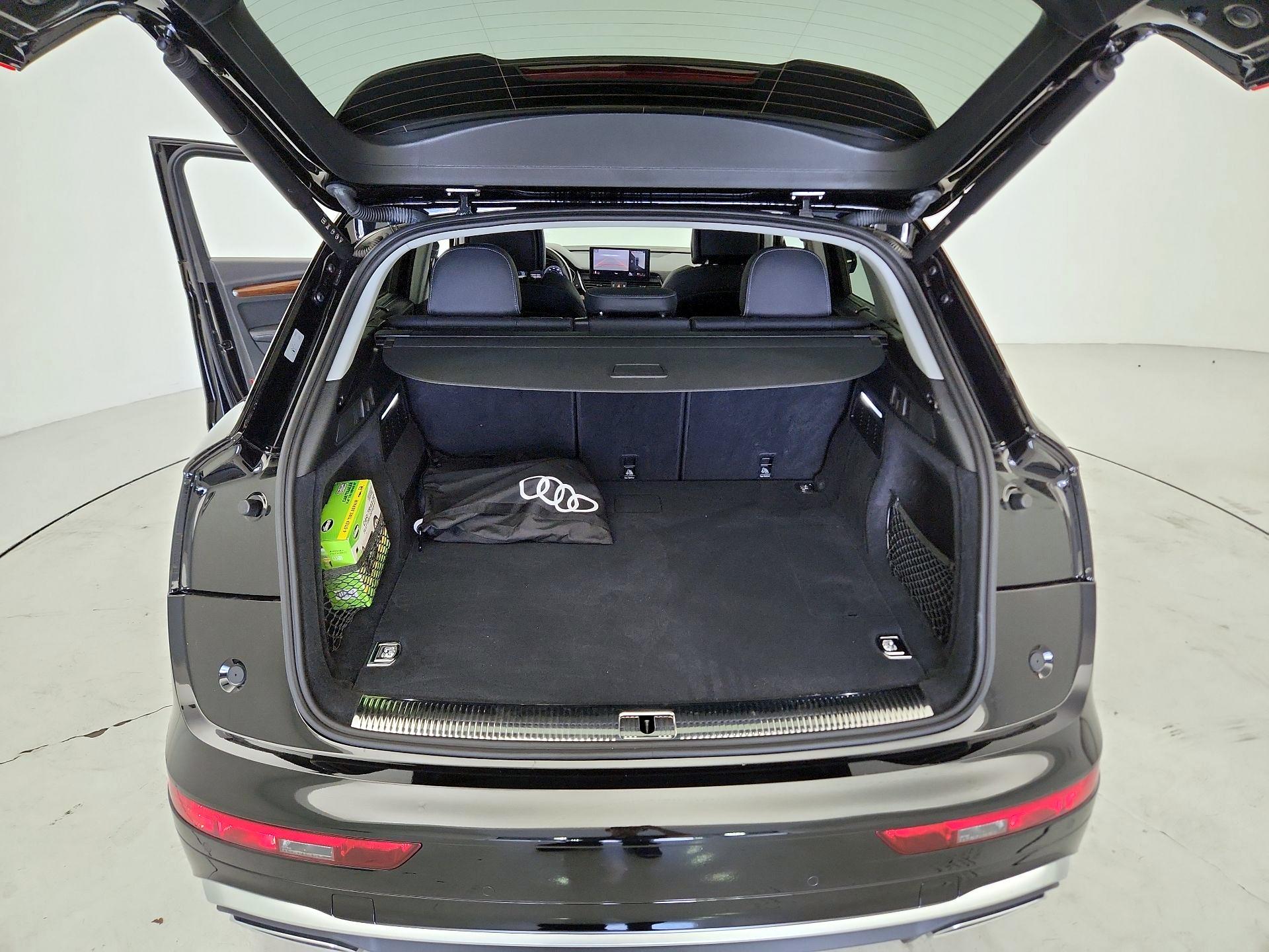 Thumbnail: 2024 Audi Q5 - 19