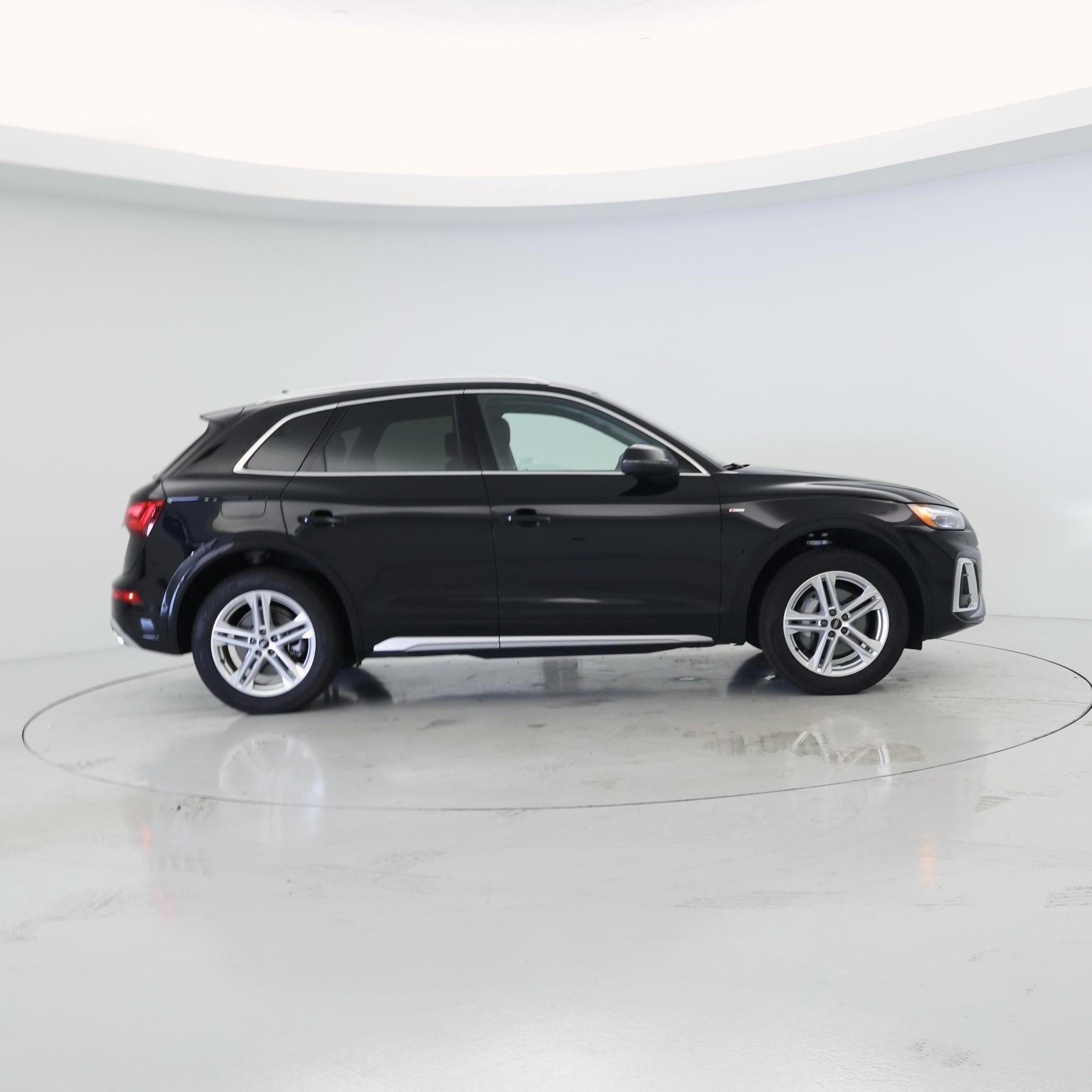 Thumbnail: 2024 Audi Q5 - 7