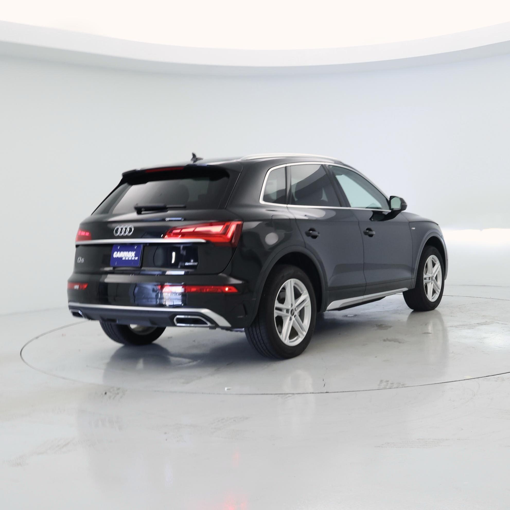 Thumbnail: 2024 Audi Q5 - 8