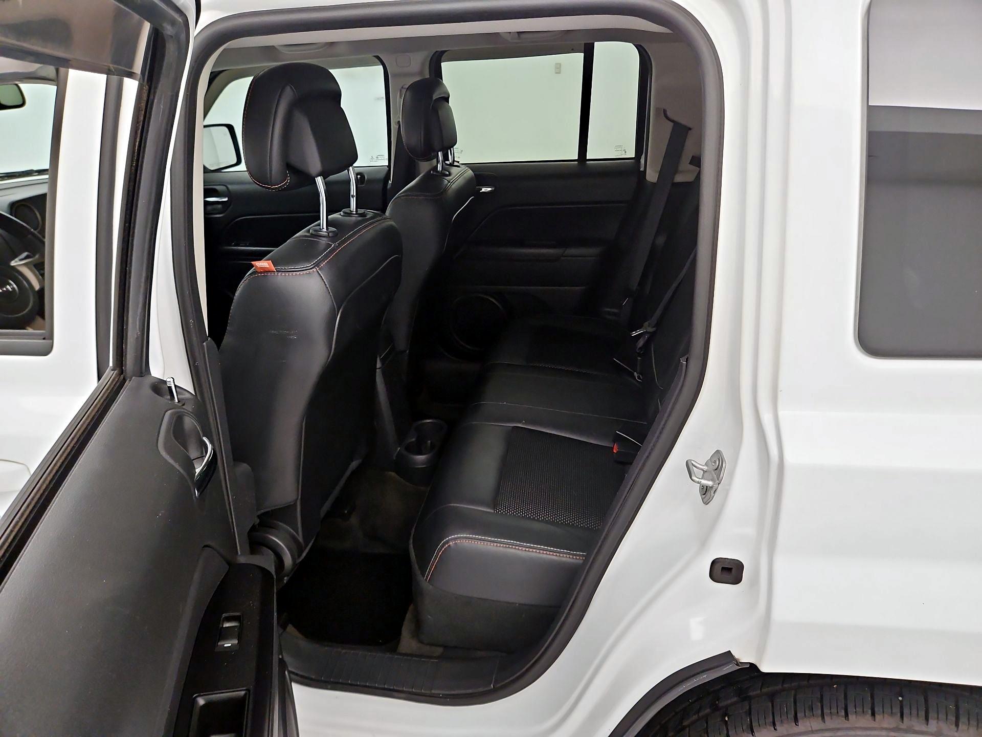 Thumbnail: 2016 Jeep Patriot - 19