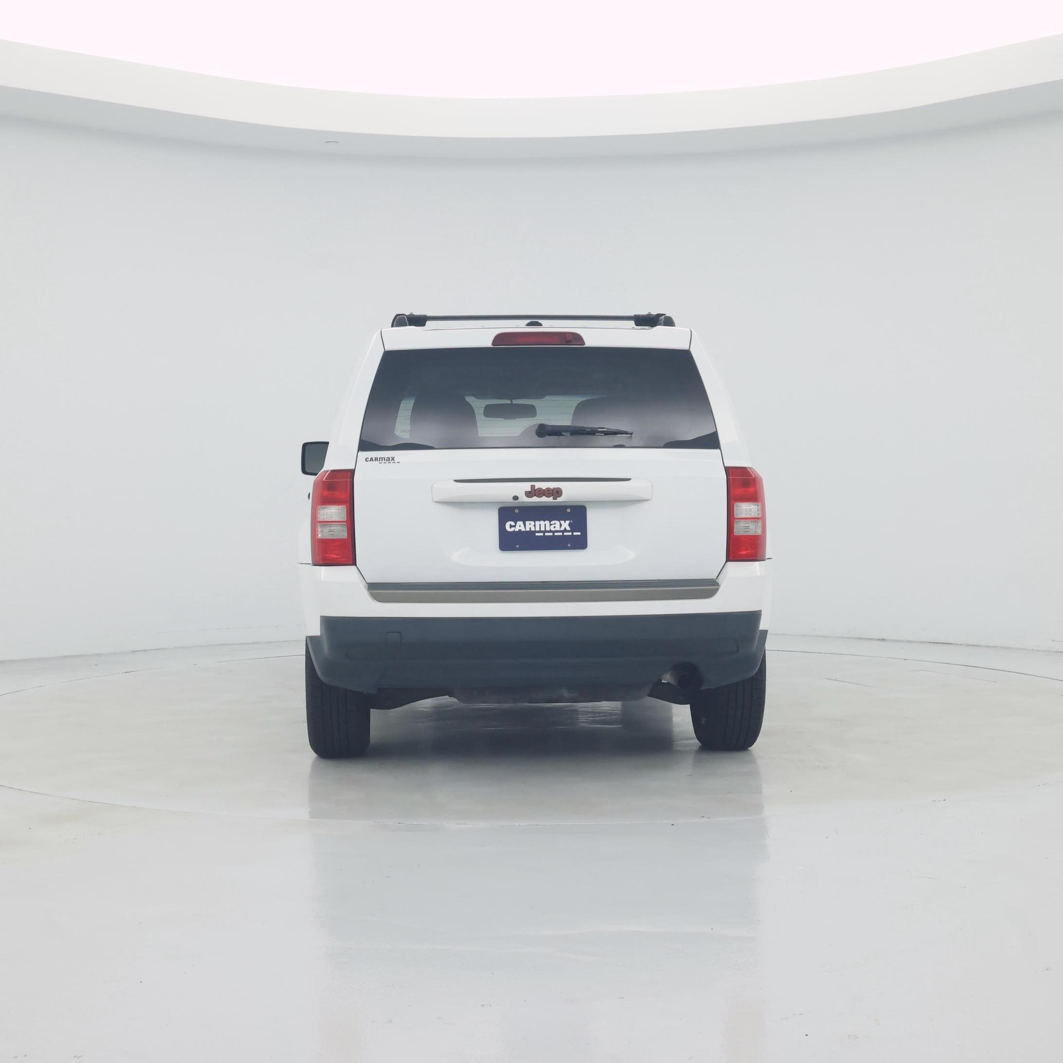 Thumbnail: 2016 Jeep Patriot - 6