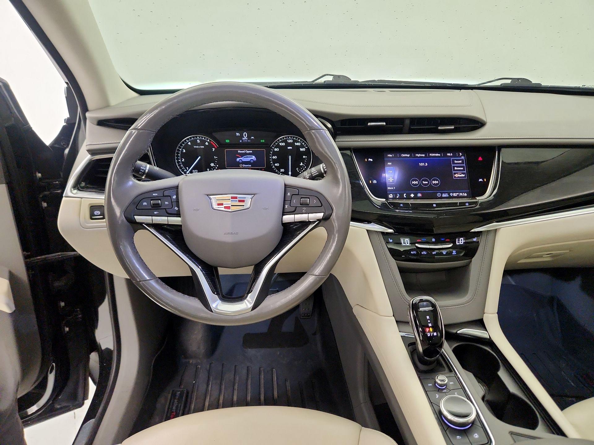 Thumbnail: 2020 Cadillac XT6 - 9