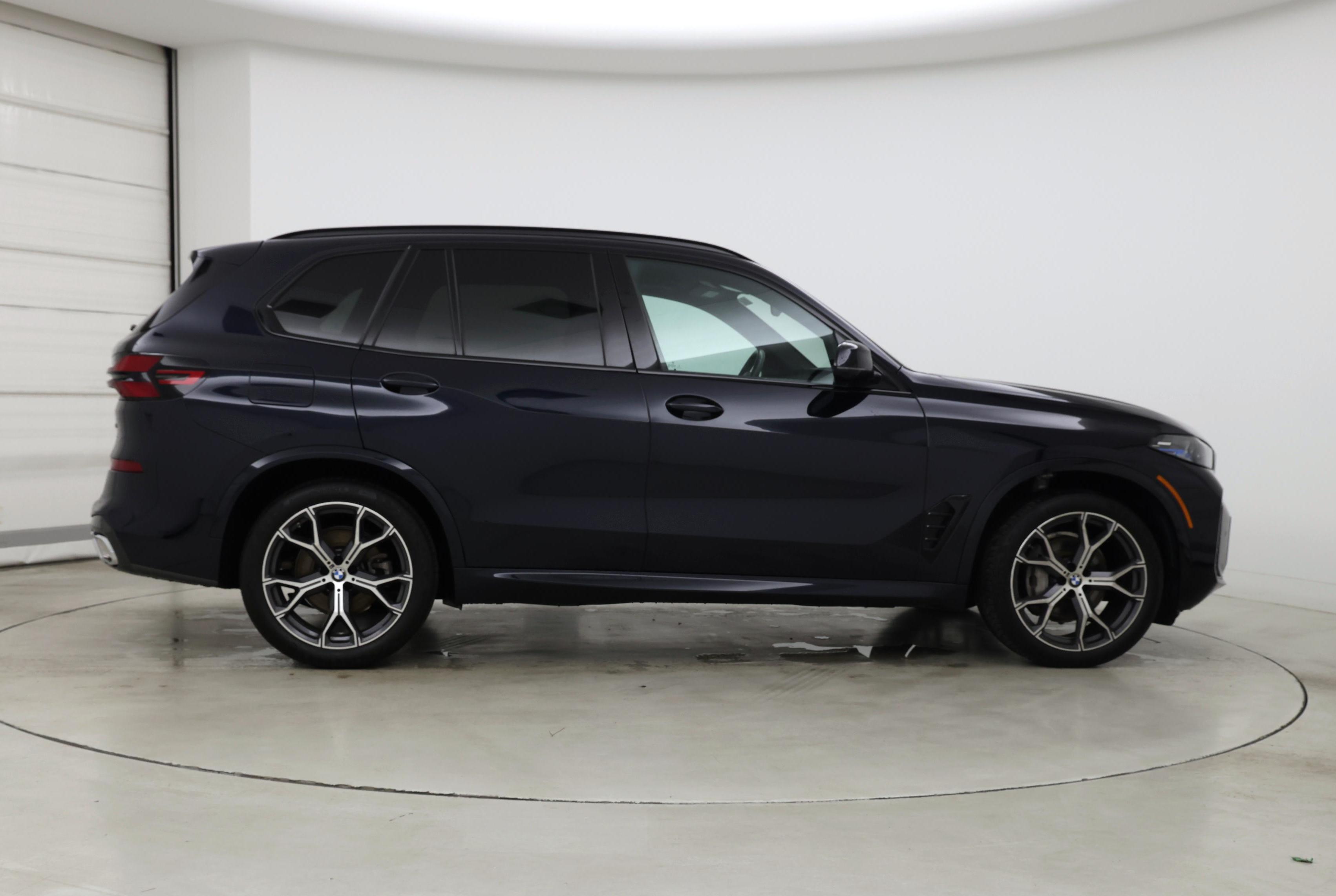 Thumbnail: 2025 BMW X5 - 7