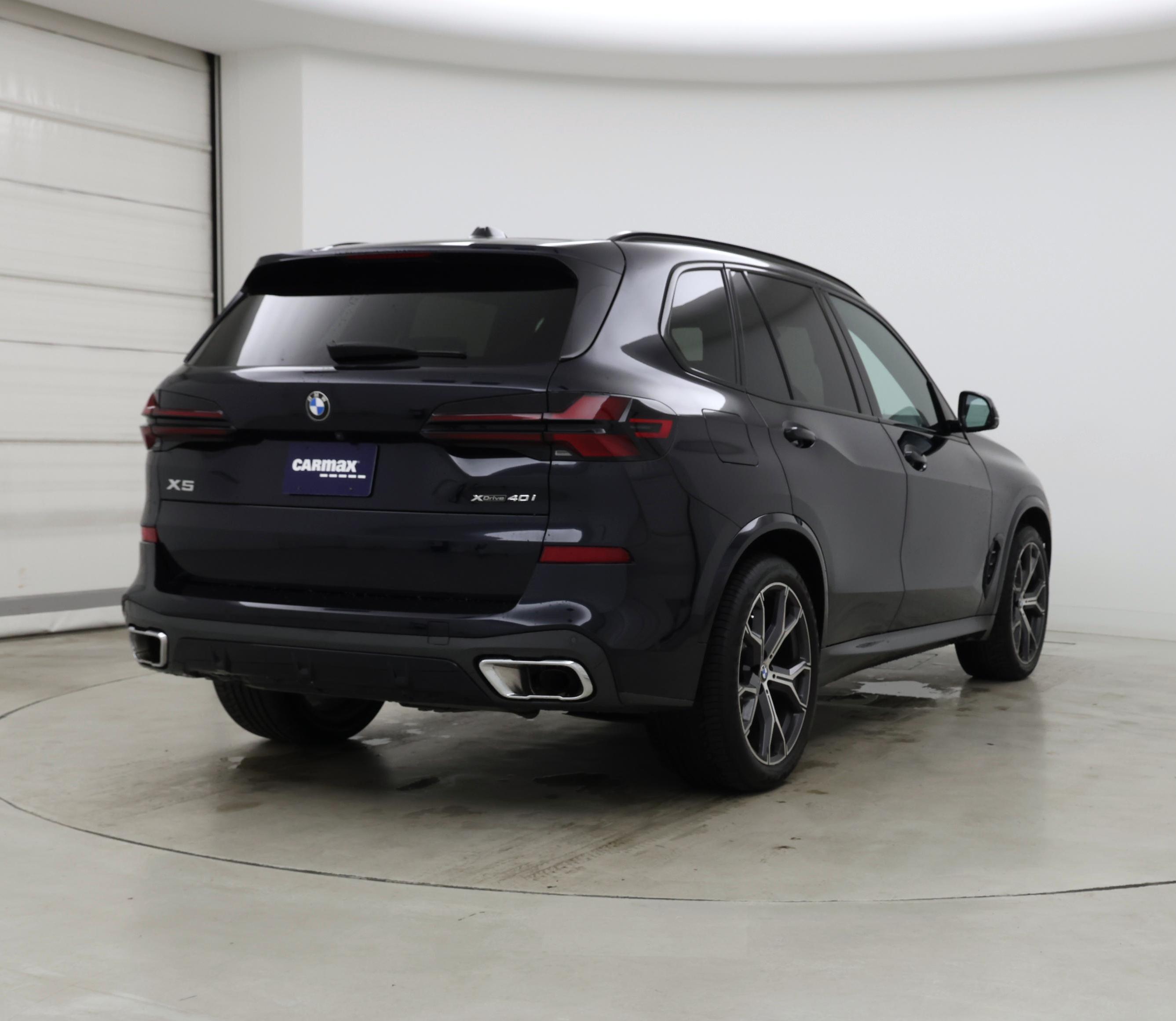 Thumbnail: 2025 BMW X5 - 8