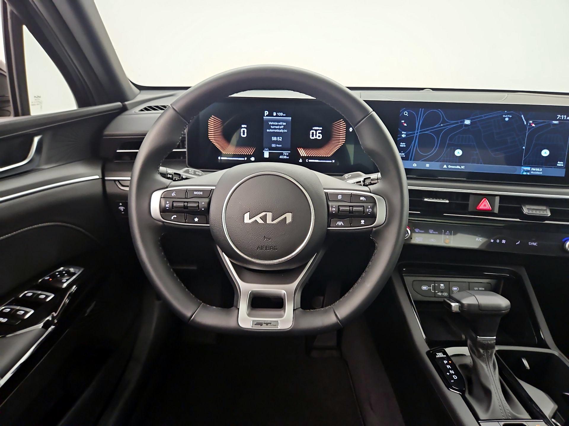 Thumbnail: 2025 Kia K5 - 10