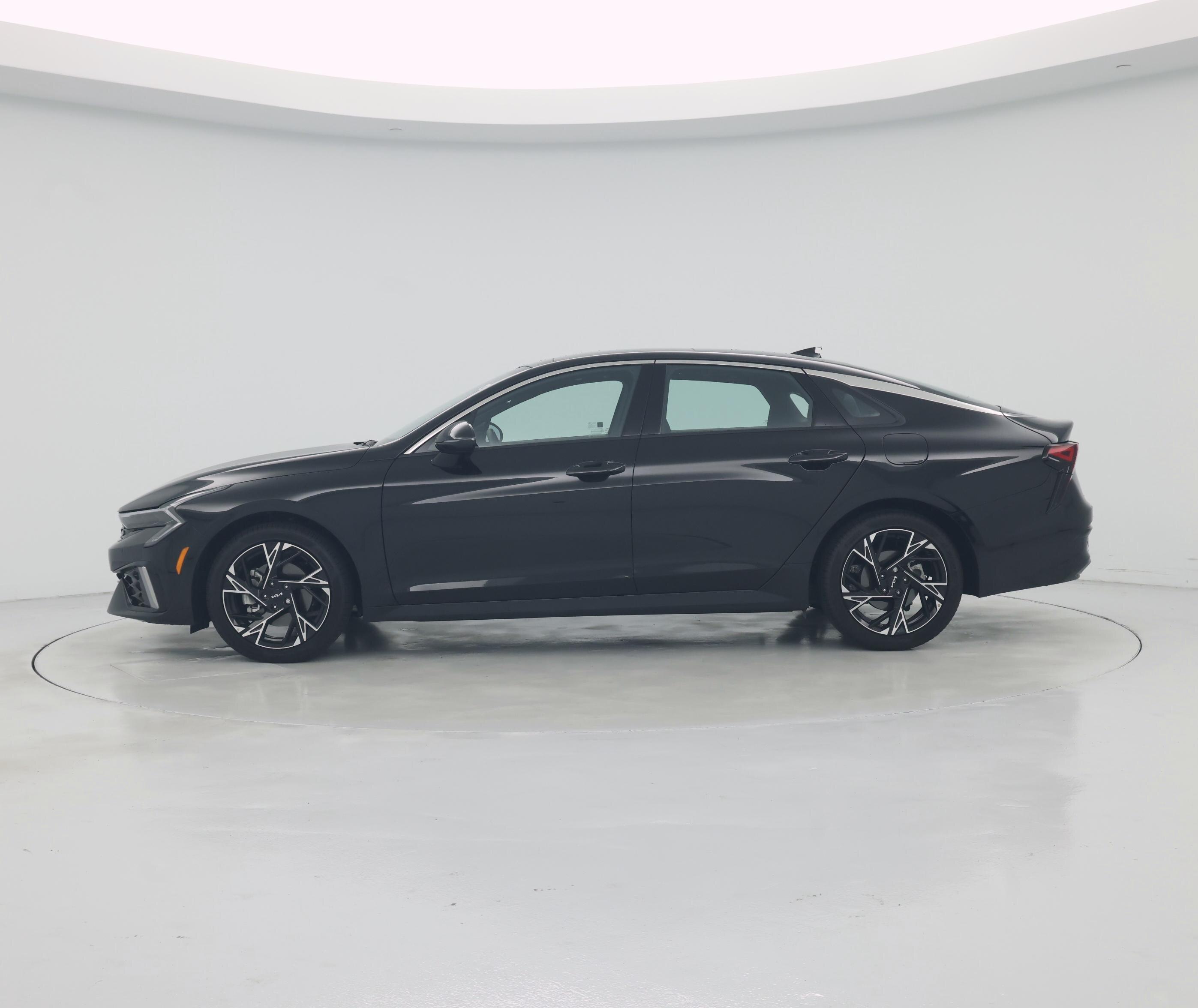 Thumbnail: 2025 Kia K5 - 3