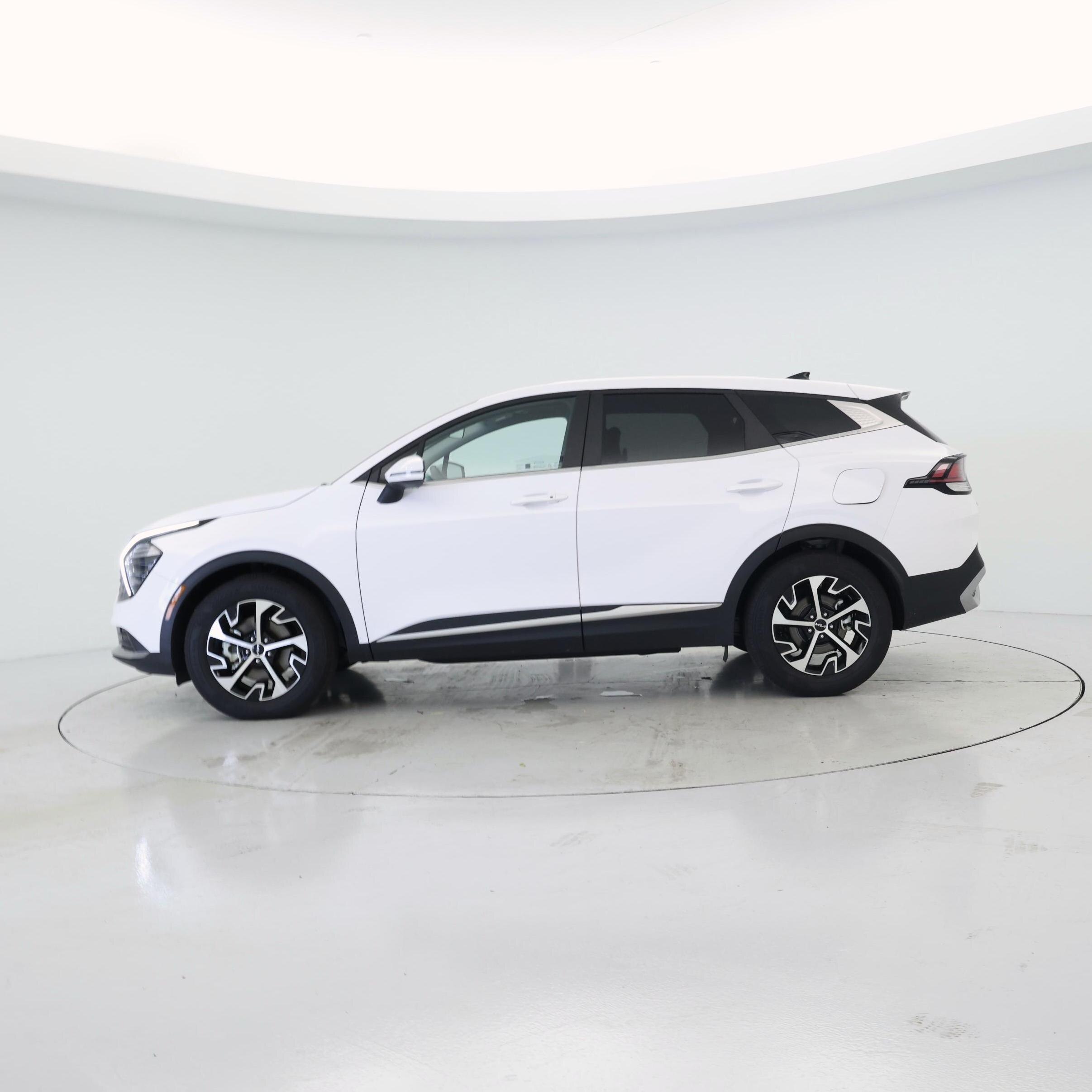 Thumbnail: 2024 Kia Sportage - 3