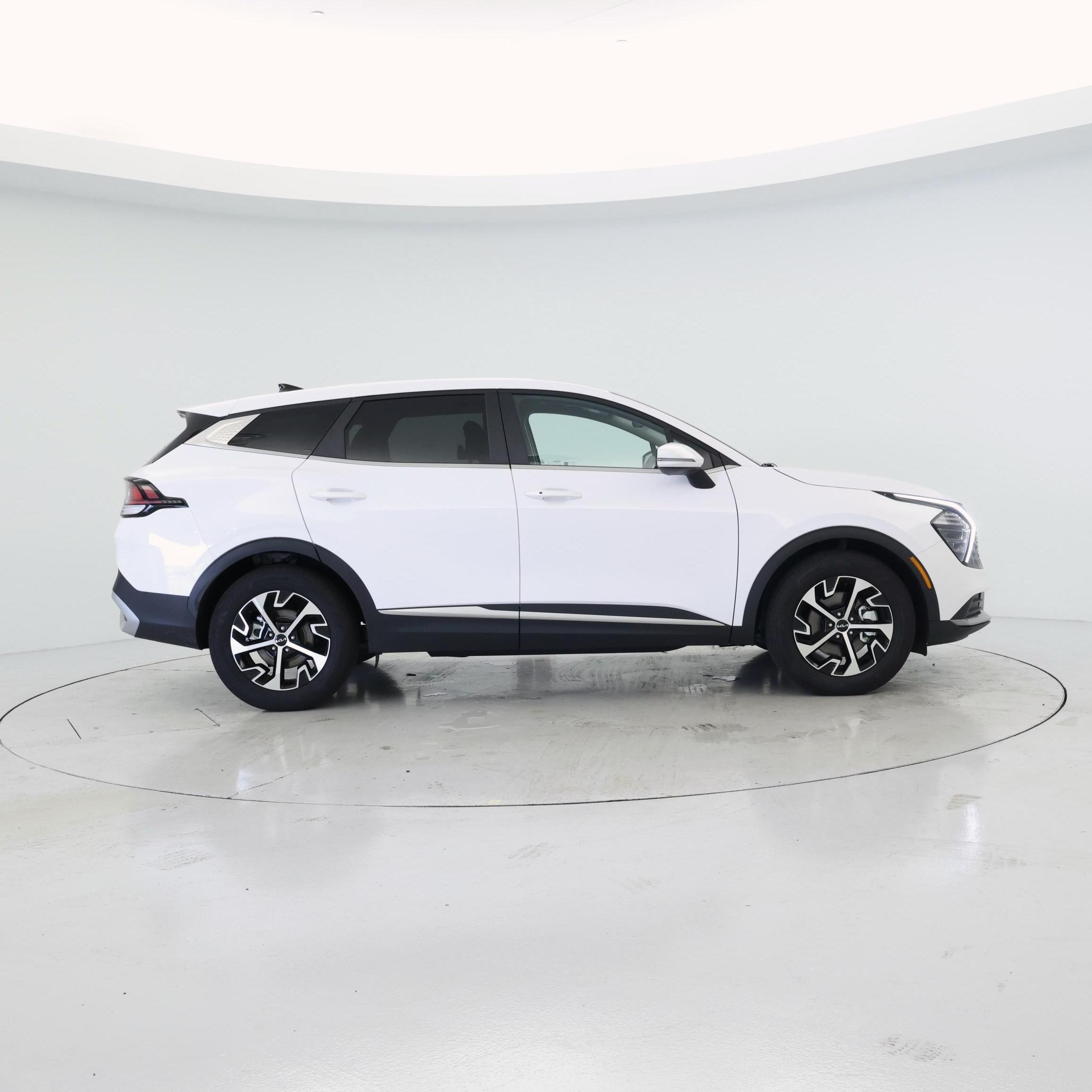 Thumbnail: 2024 Kia Sportage - 7