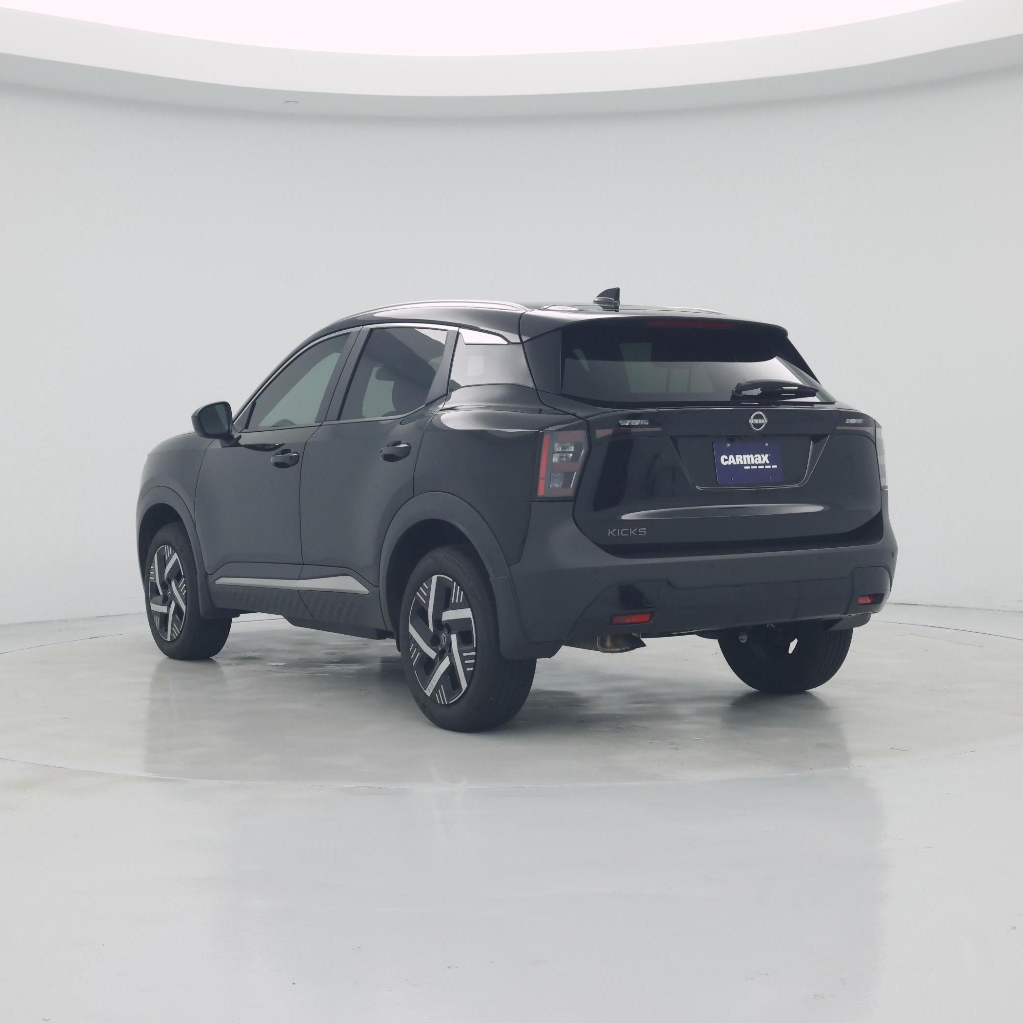 Thumbnail: 2026 Nissan Kicks - 2