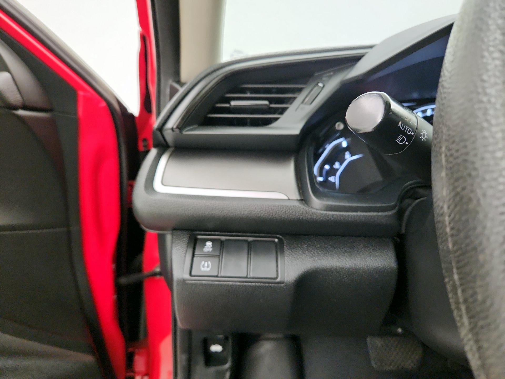 Thumbnail: 2016 Honda Civic - 13