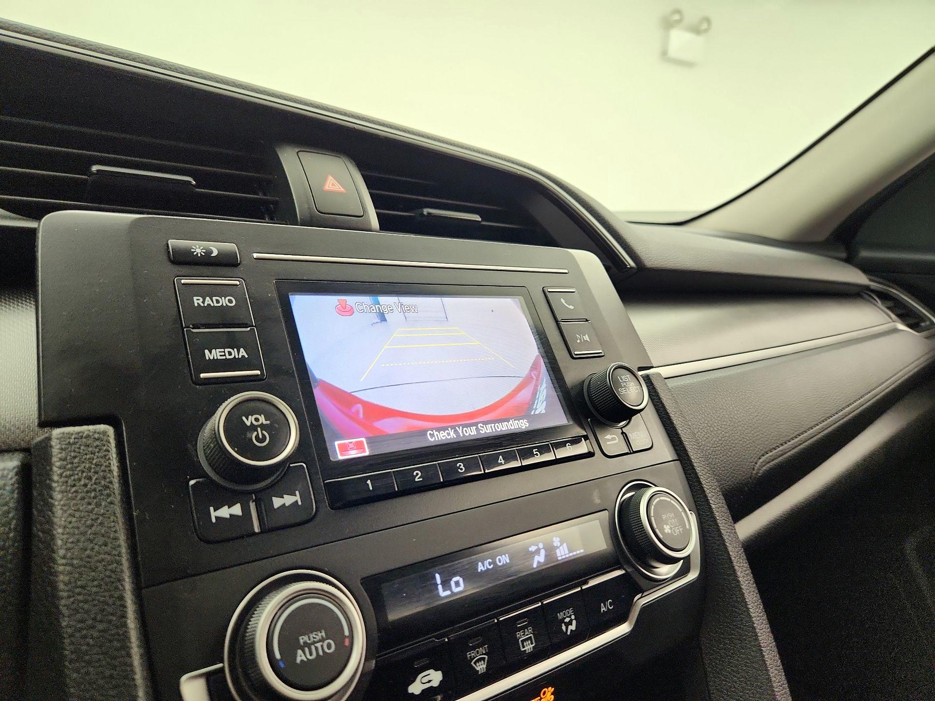 Thumbnail: 2016 Honda Civic - 14
