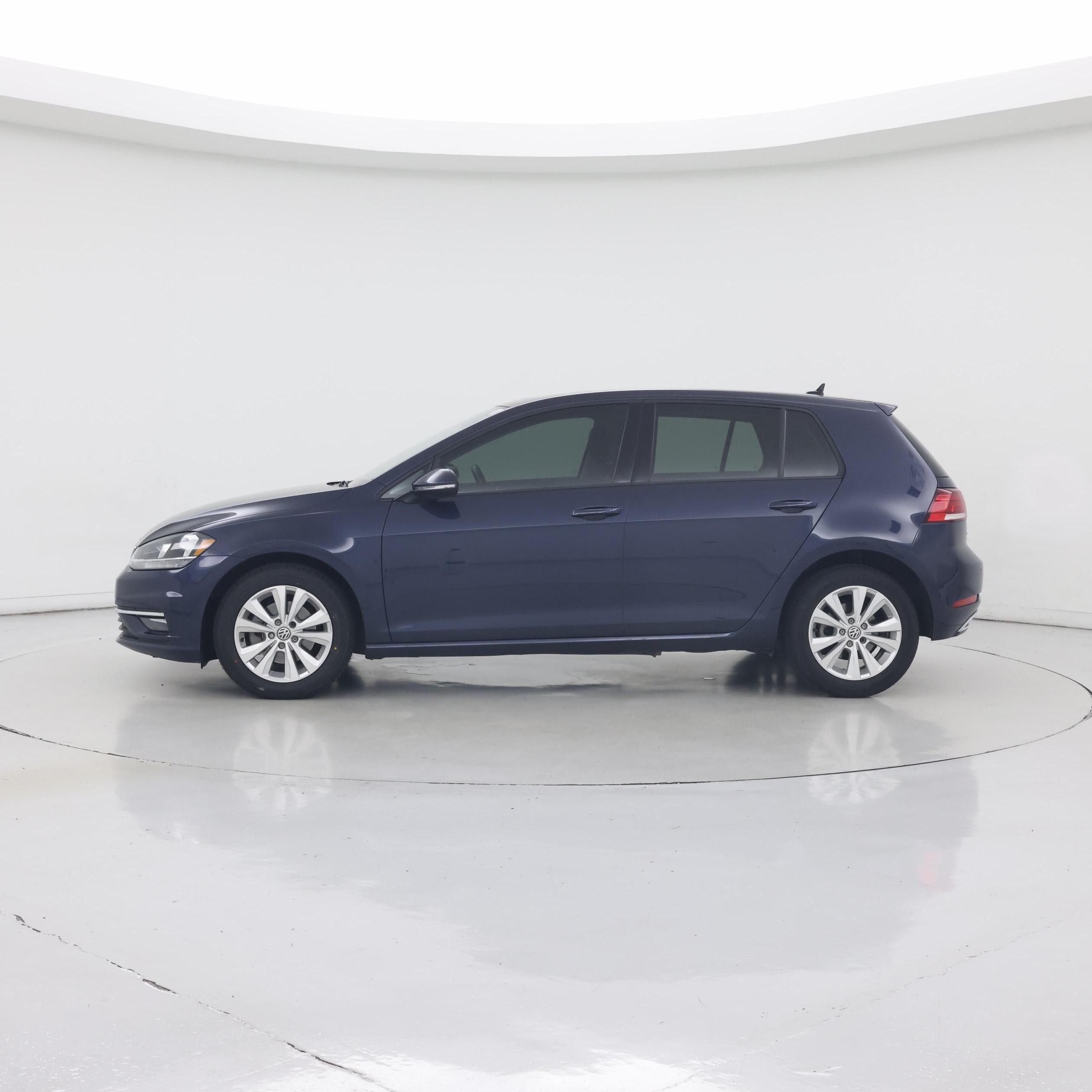 Thumbnail: 2018 Volkswagen Golf - 3