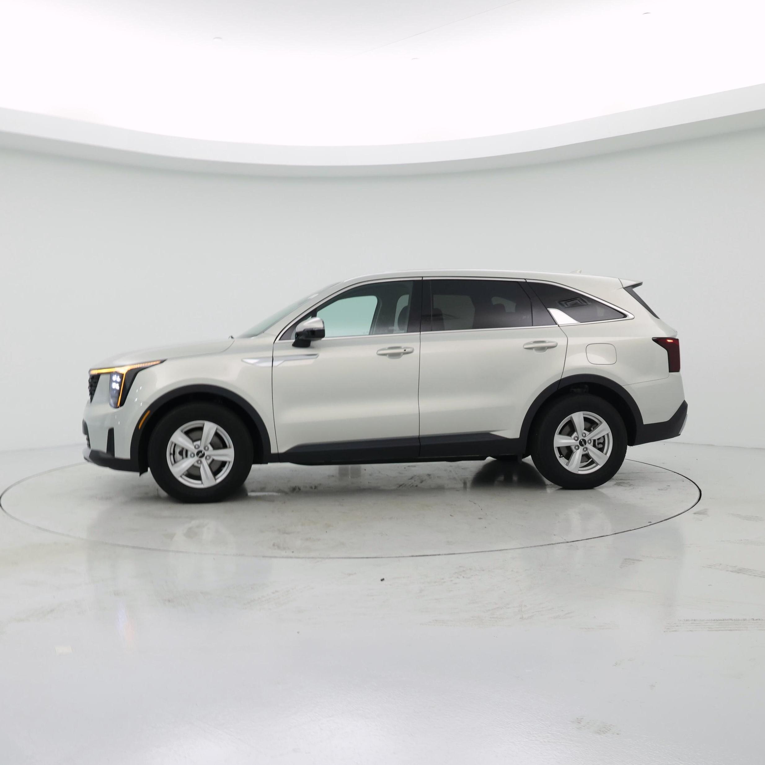 Thumbnail: 2026 Kia Sorento - 3