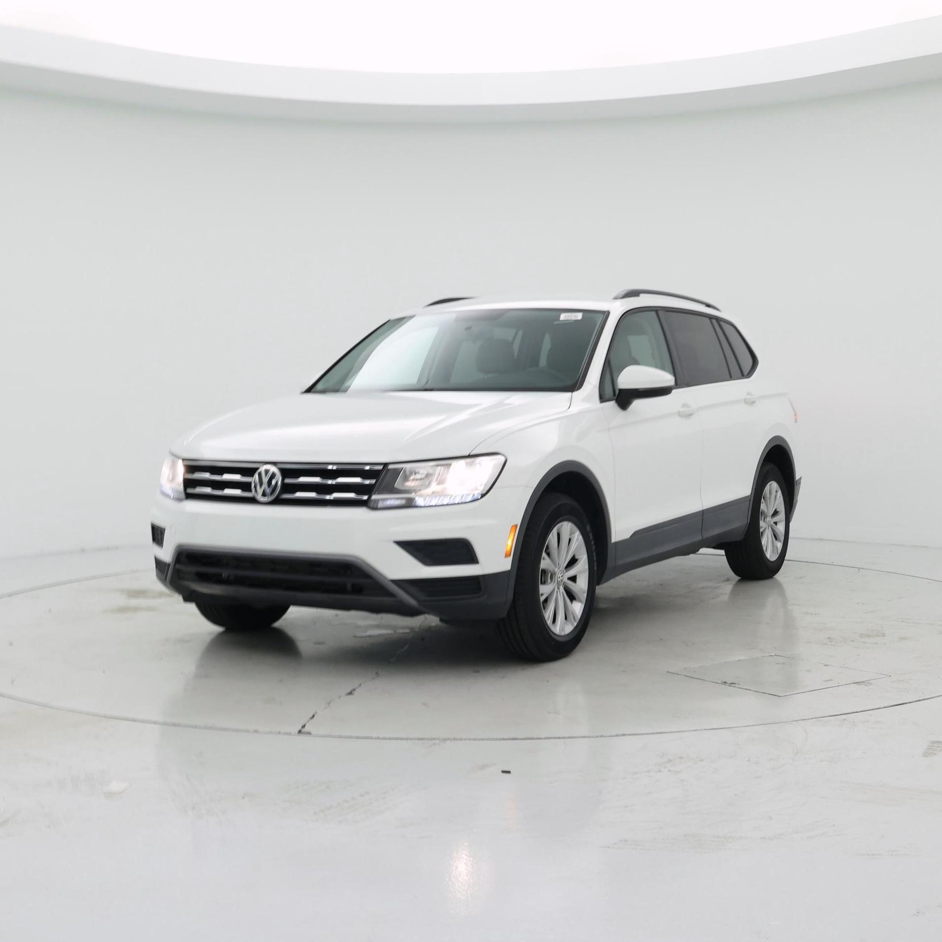 Thumbnail: 2020 Volkswagen Tiguan - 4