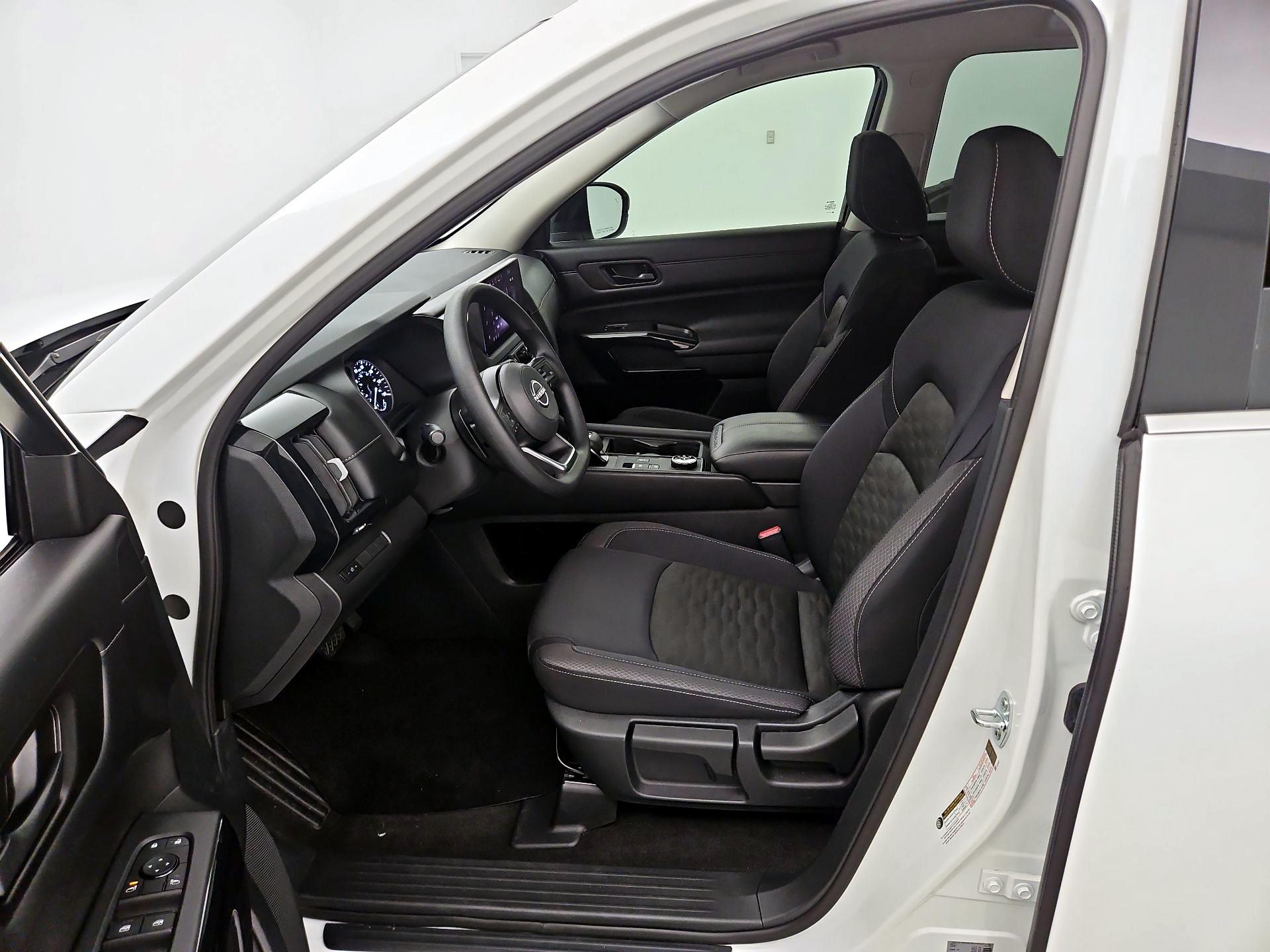 Thumbnail: 2026 Nissan Pathfinder - 11
