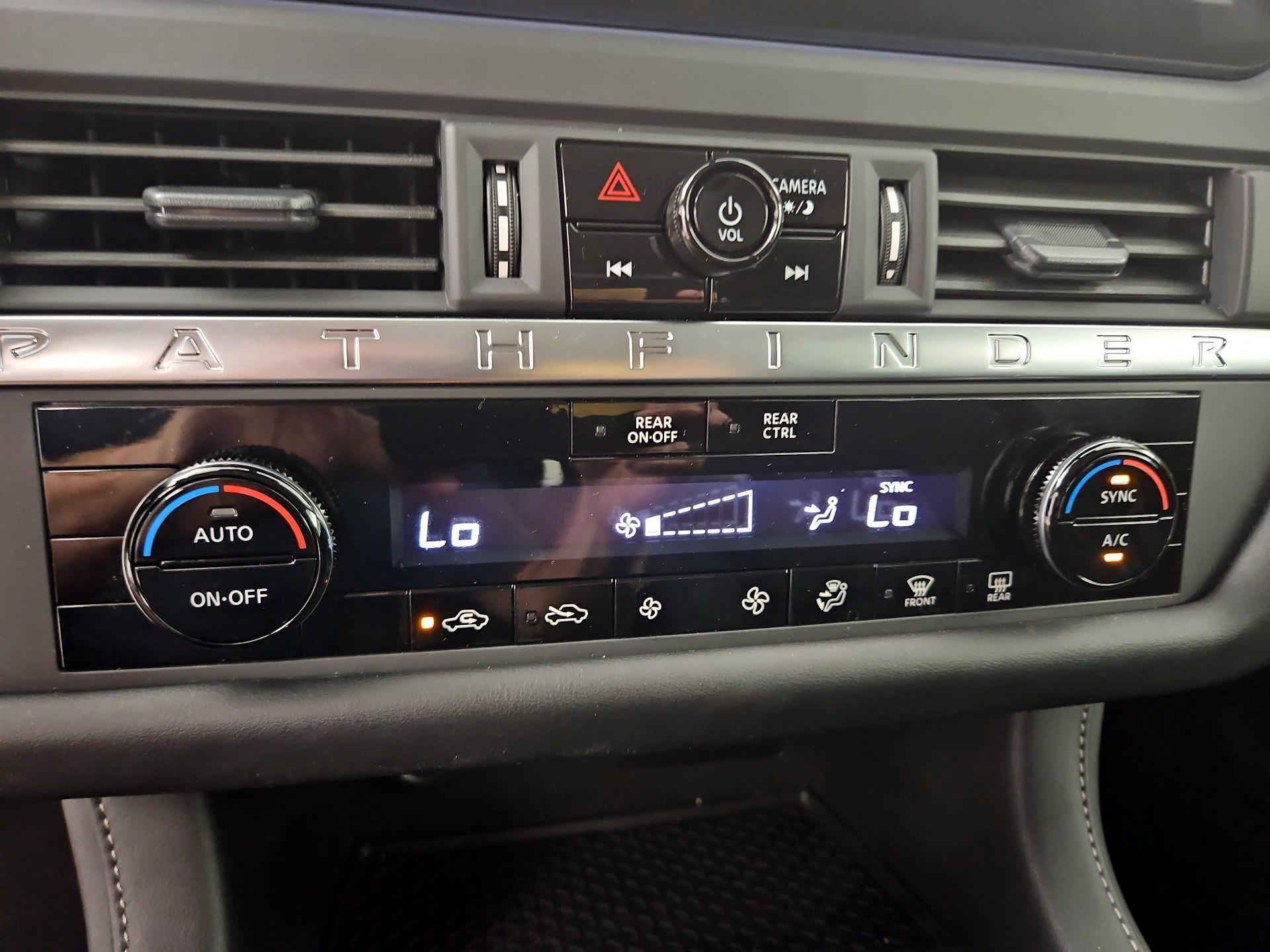 Thumbnail: 2026 Nissan Pathfinder - 16