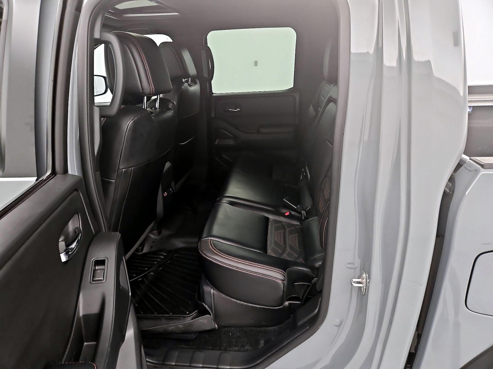 2025 Nissan Frontier PRO-4X - Photo 21