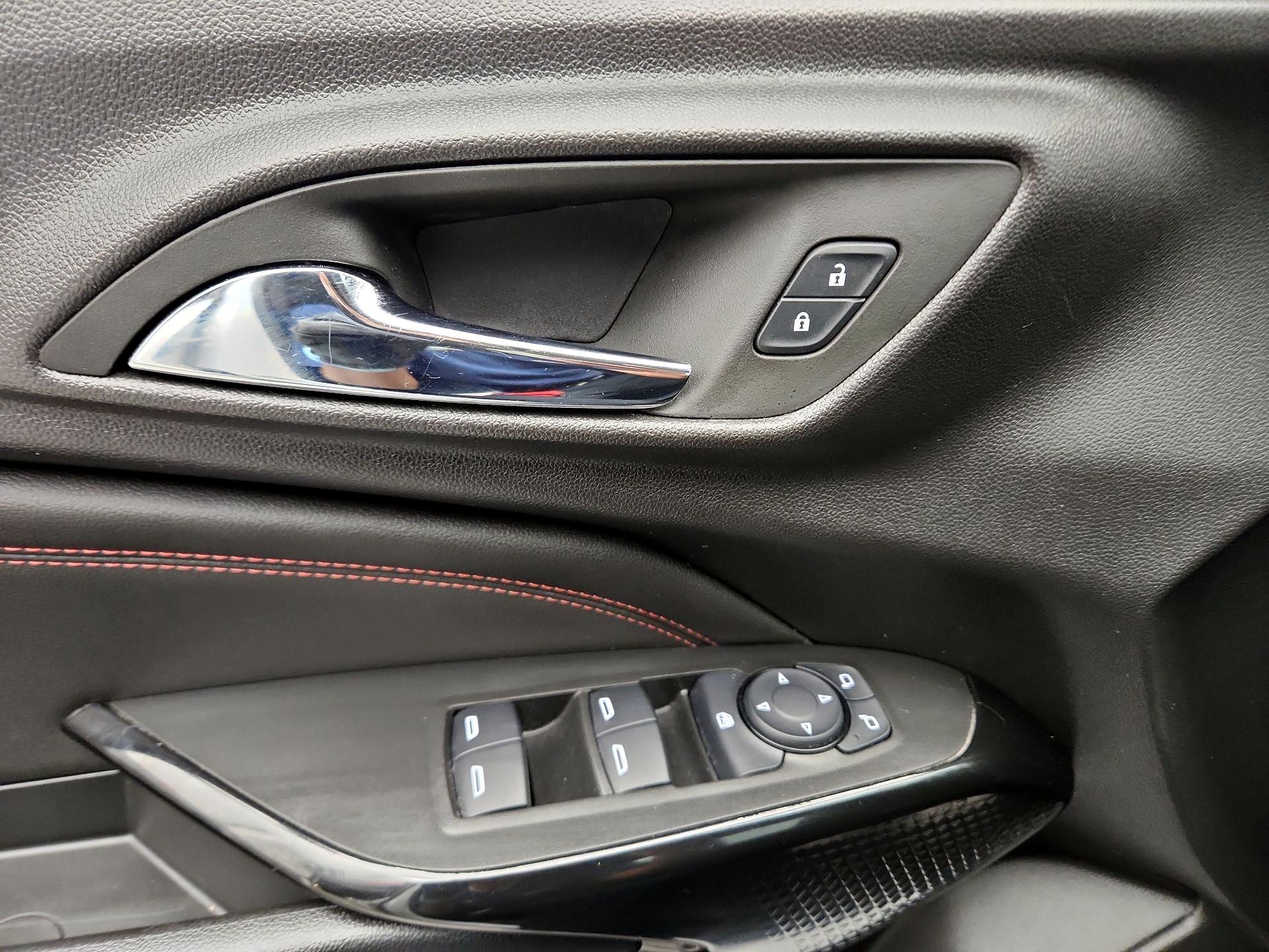 Thumbnail: 2025 Chevrolet Trax - 12