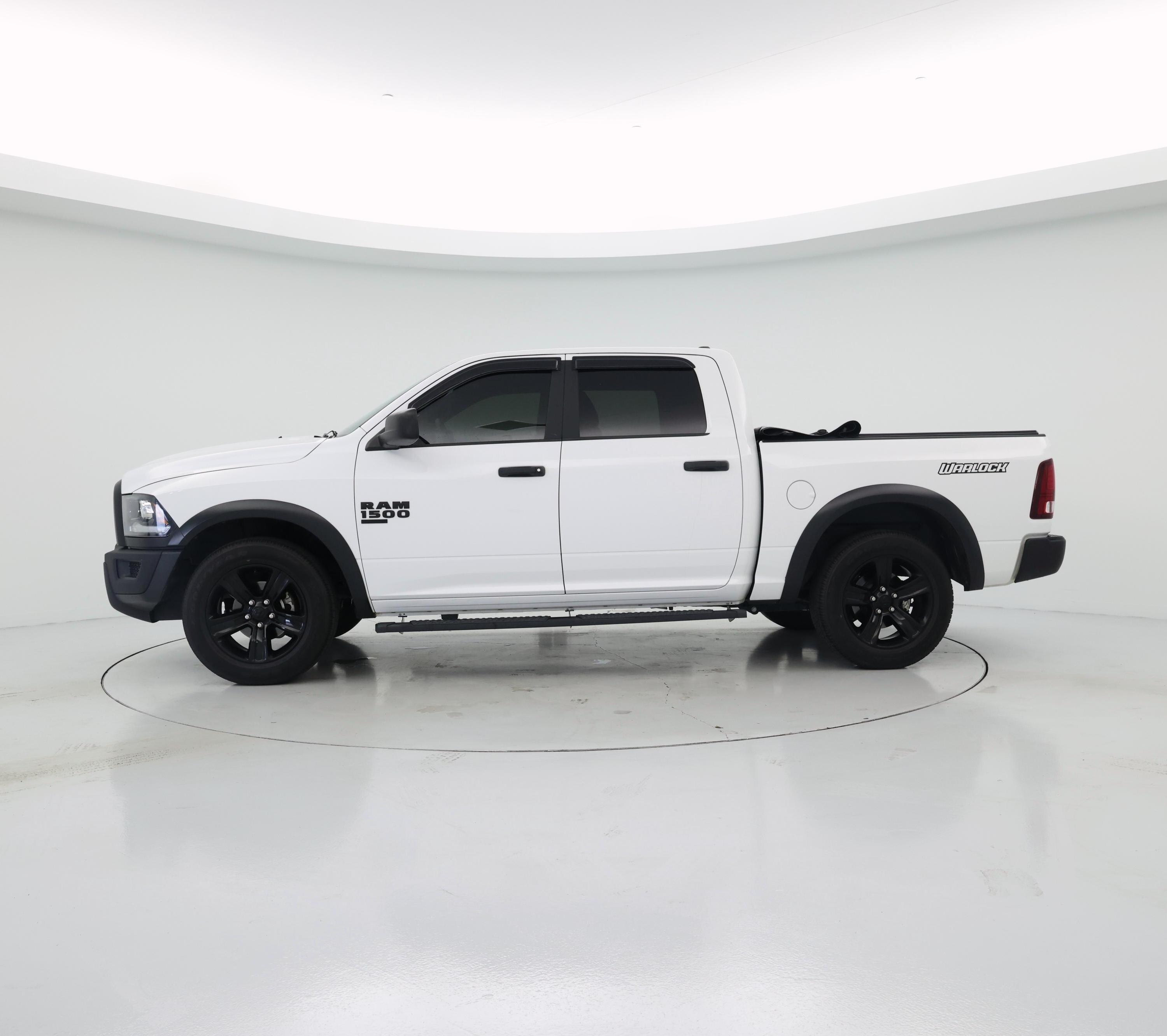 Thumbnail: 2024 RAM 1500 Classic - 3
