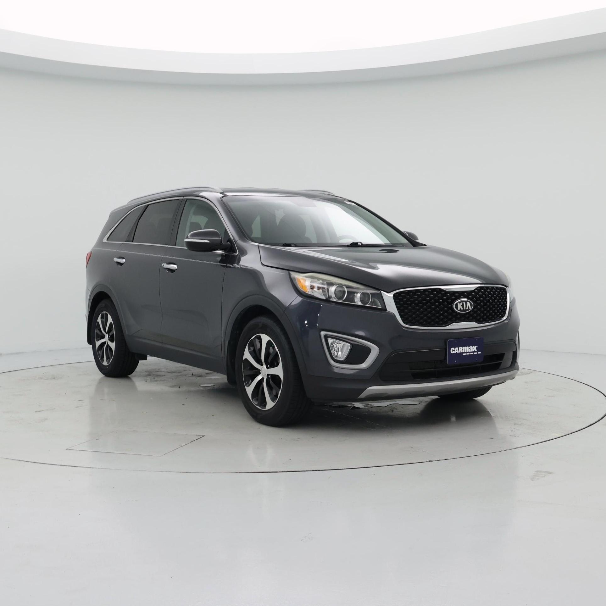 Gray 2018 Kia Sorento SUV / Crossover Front-Wheel Drive Automatic