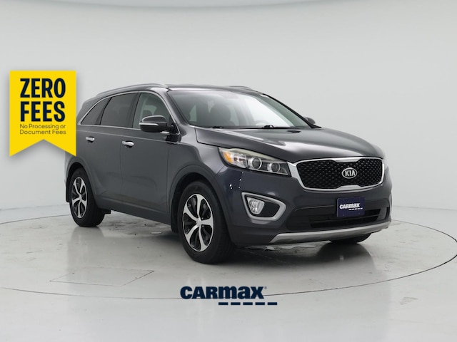Gray 2018 Kia Sorento SUV / Crossover Front-Wheel Drive Automatic